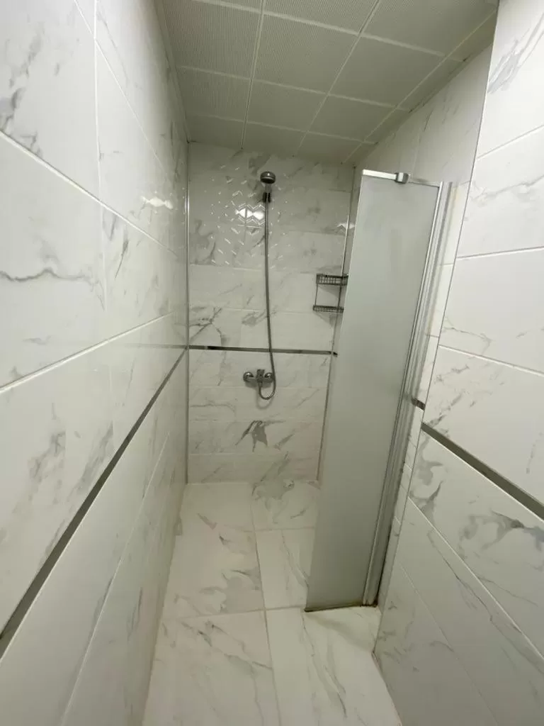 Bathroom in Sakran Hotel