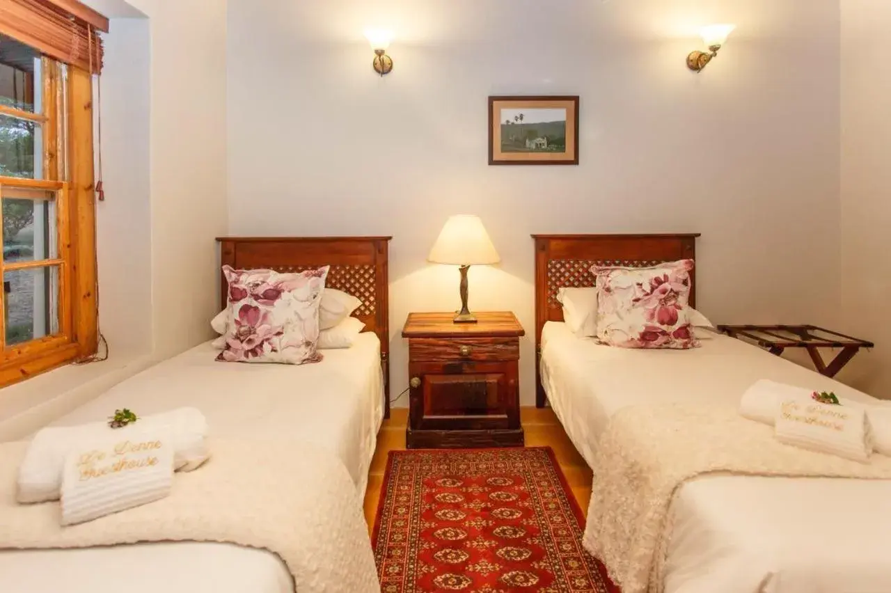 Bed in De Denne Country Guest House