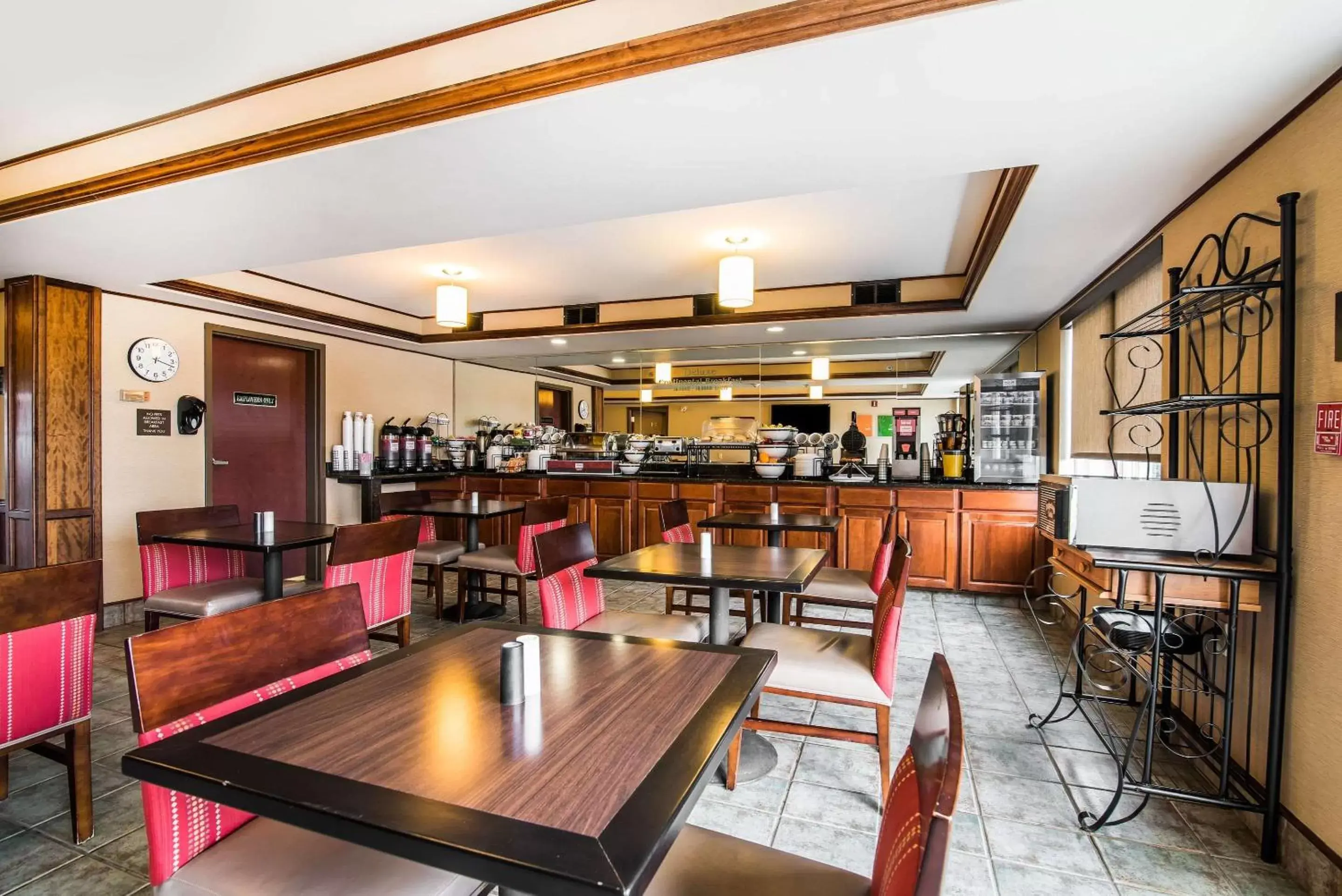 Restaurant/places to eat in Quality Inn & Suites Towanda Restaurant/places to eat in Quality Inn & Suites Towanda