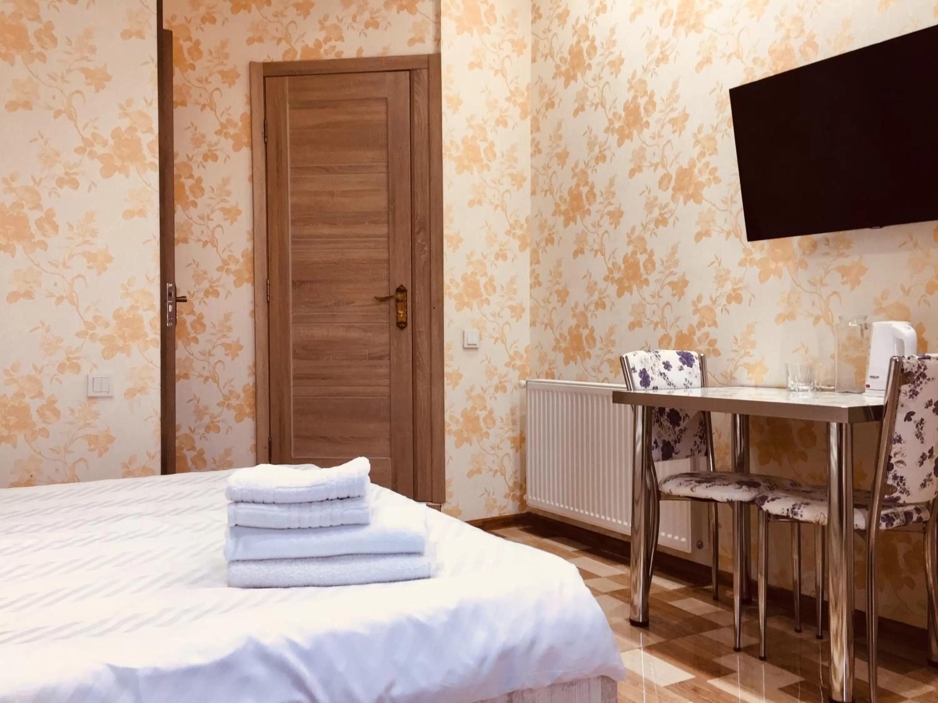 Bed in Hotel Tourist