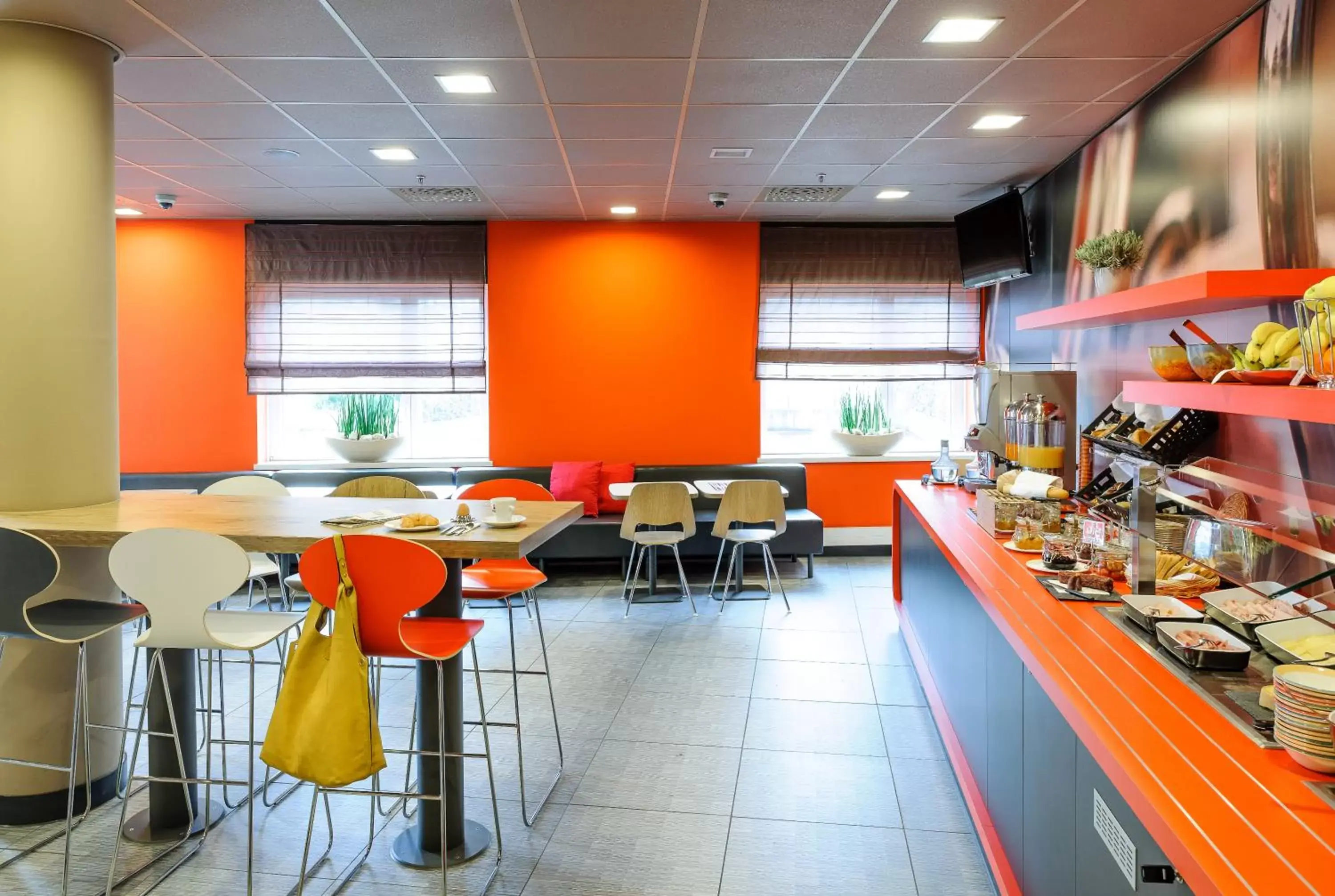 Continental breakfast, Restaurant/Places to Eat in ibis Bern Expo