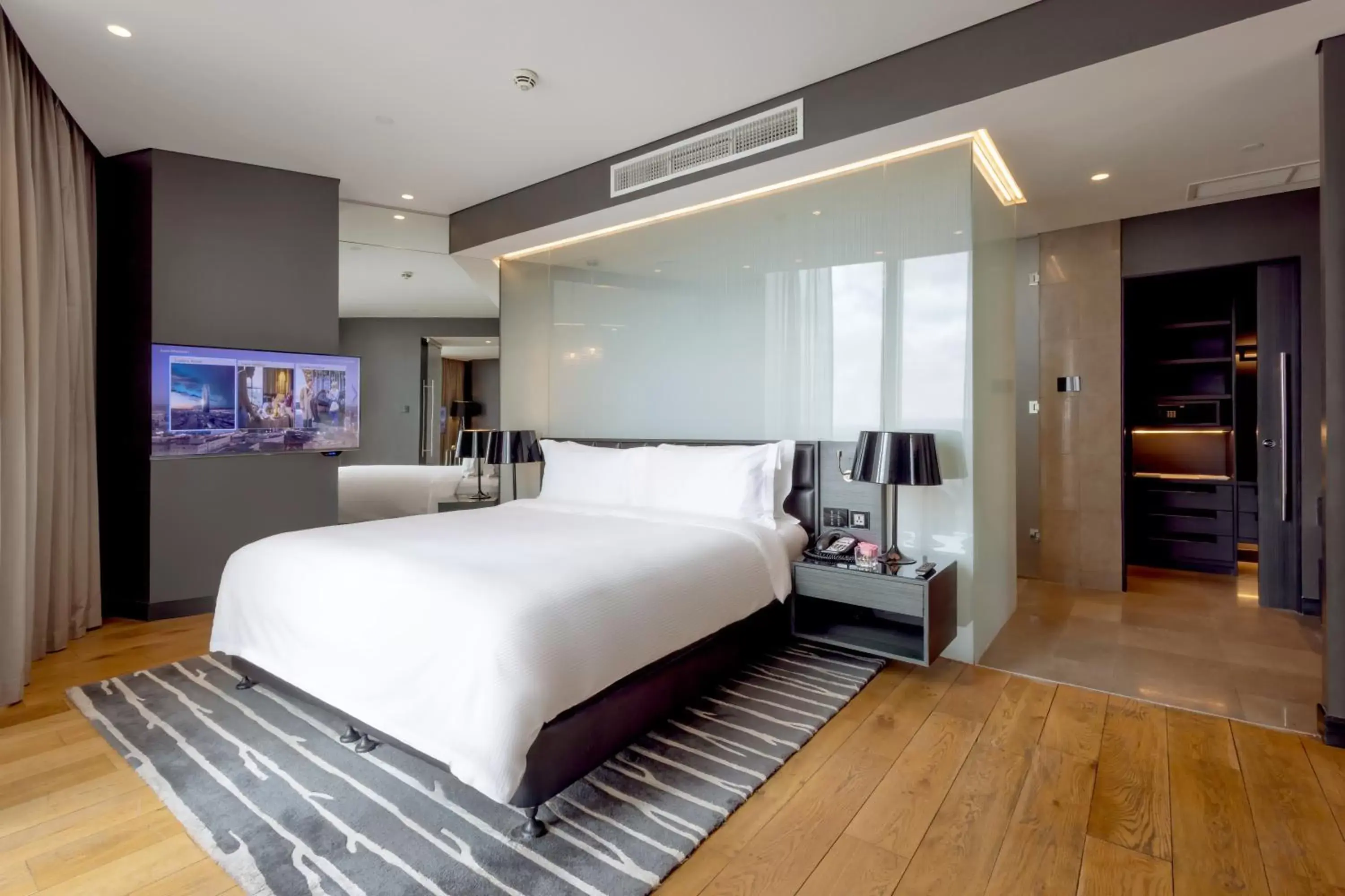 One Bedroom Suite City View in Amman Rotana One Bedroom Suite City View in Amman Rotana