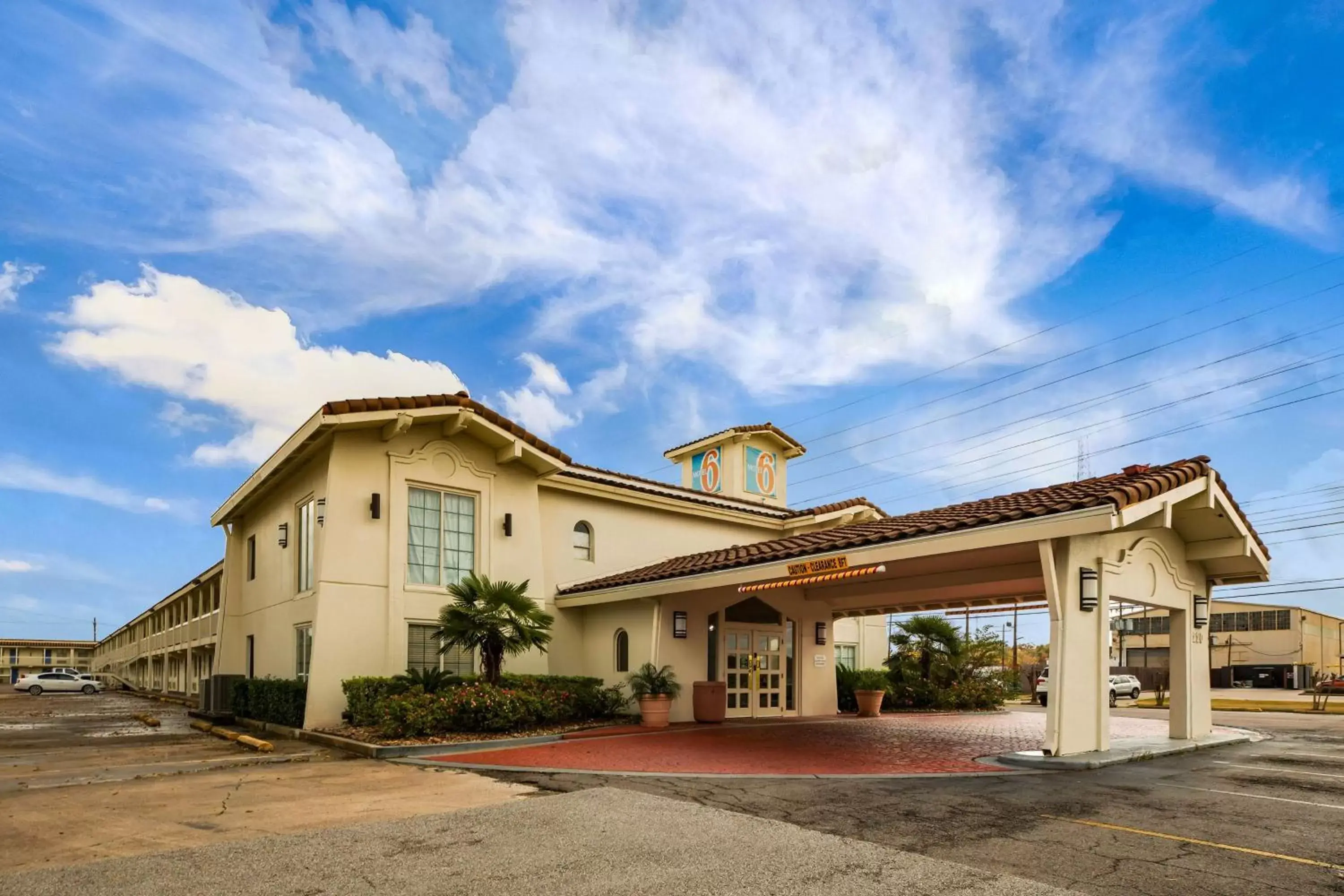 Property Building in Motel 6-Beaumont, TX