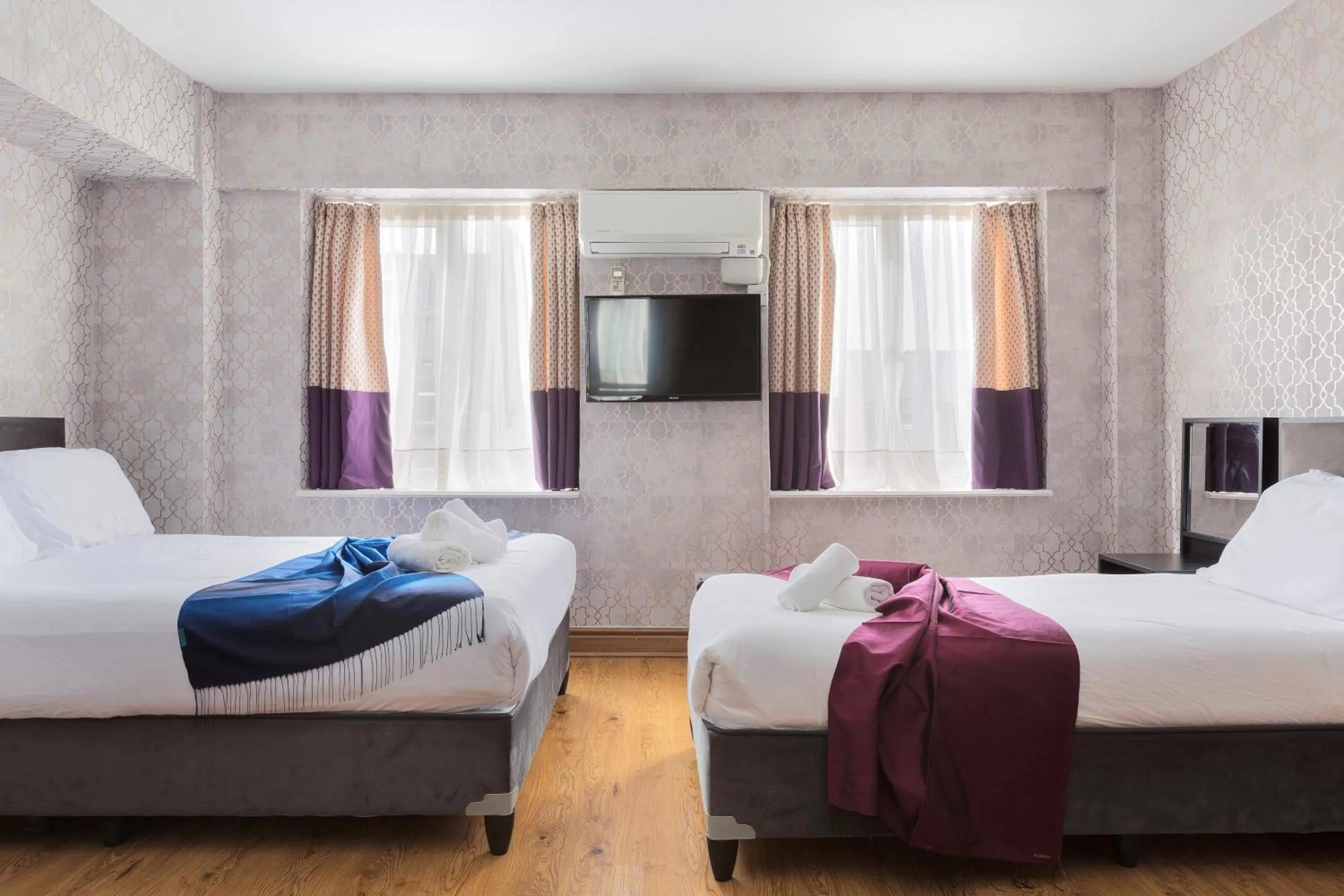 View (from property/room), Bed in Central Hoxton Shoreditch