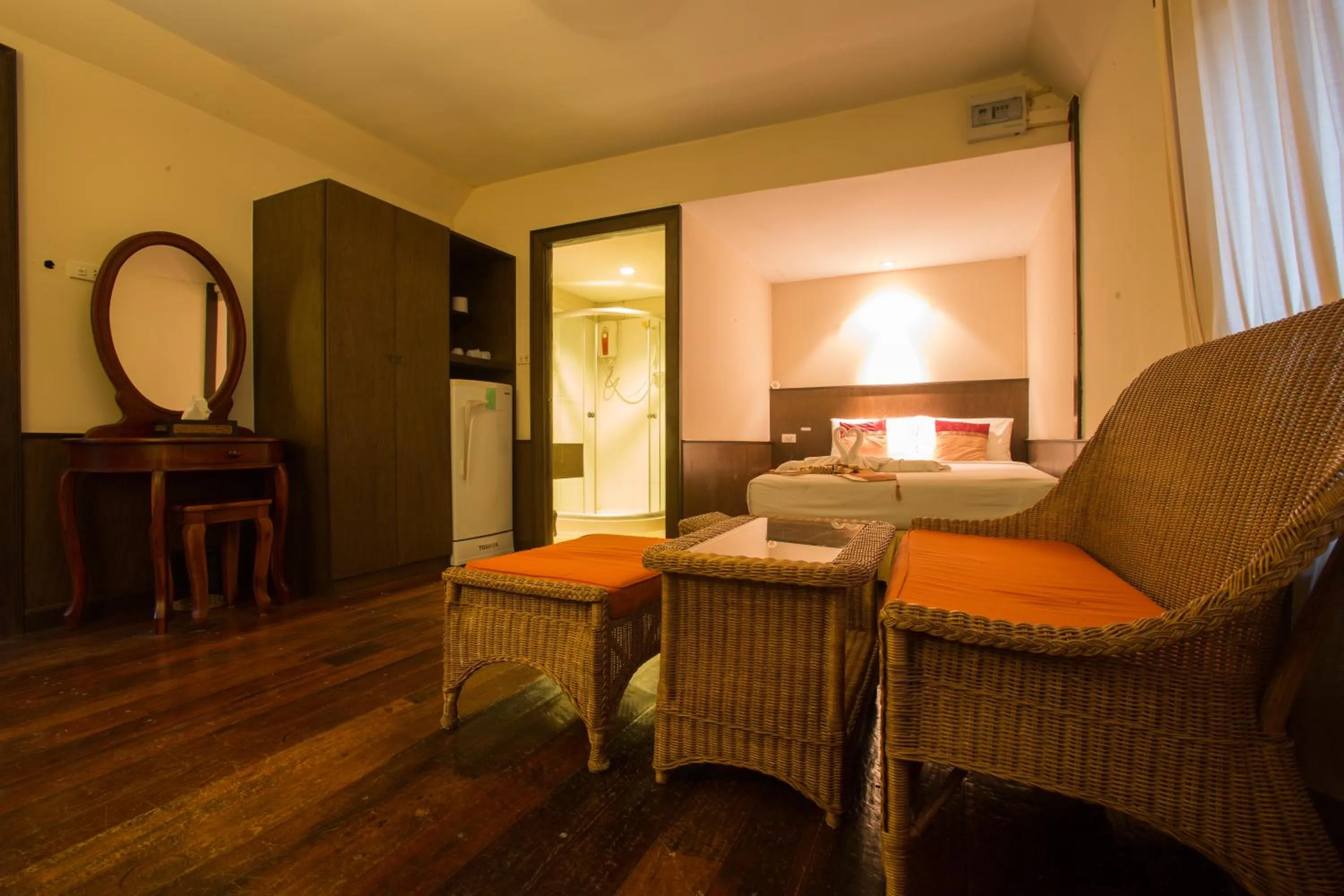 Living room, Bed in Inrawadee Resort