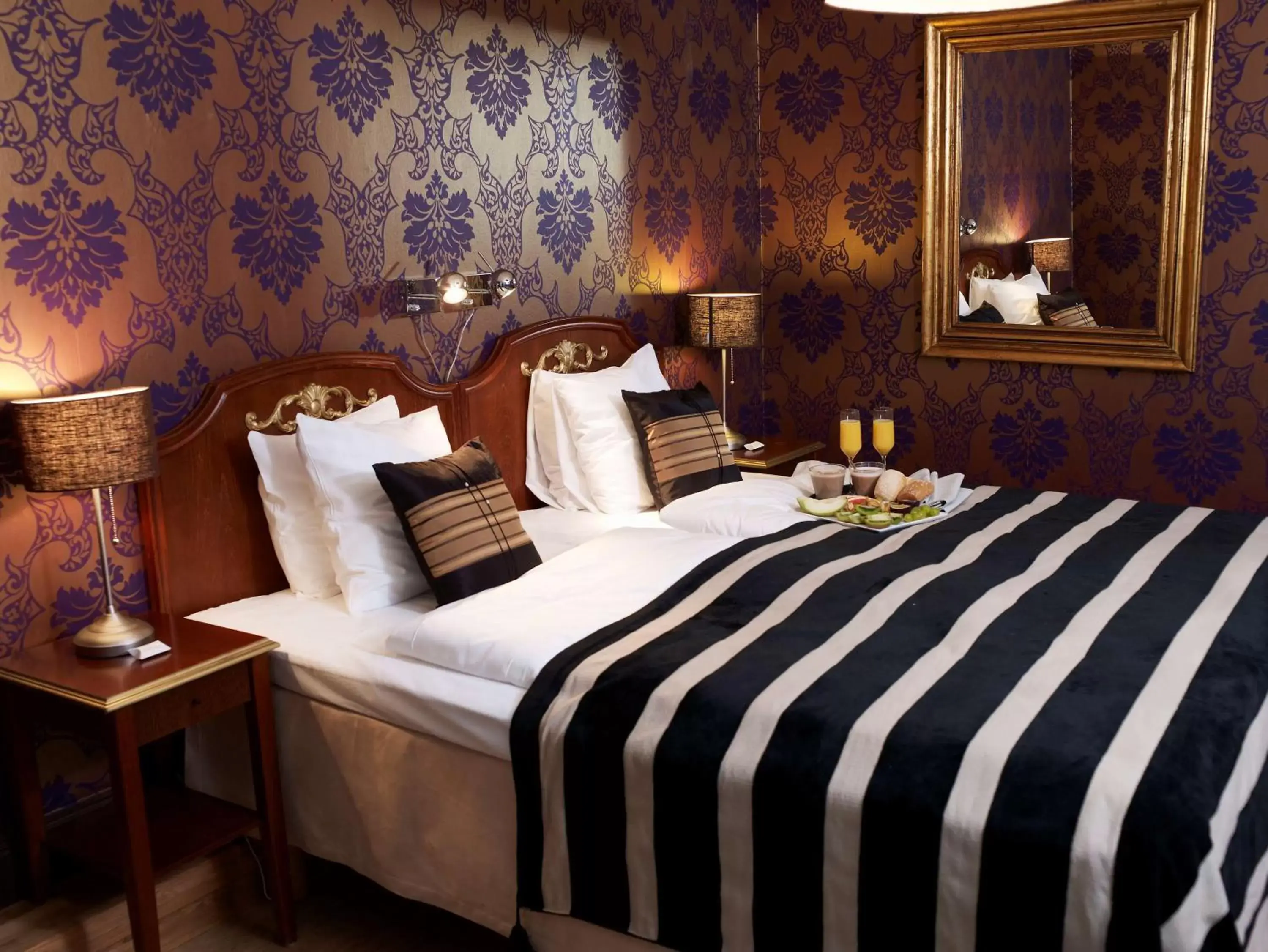 Bedroom, Bed in Hotel Kung Carl, WorldHotels Crafted