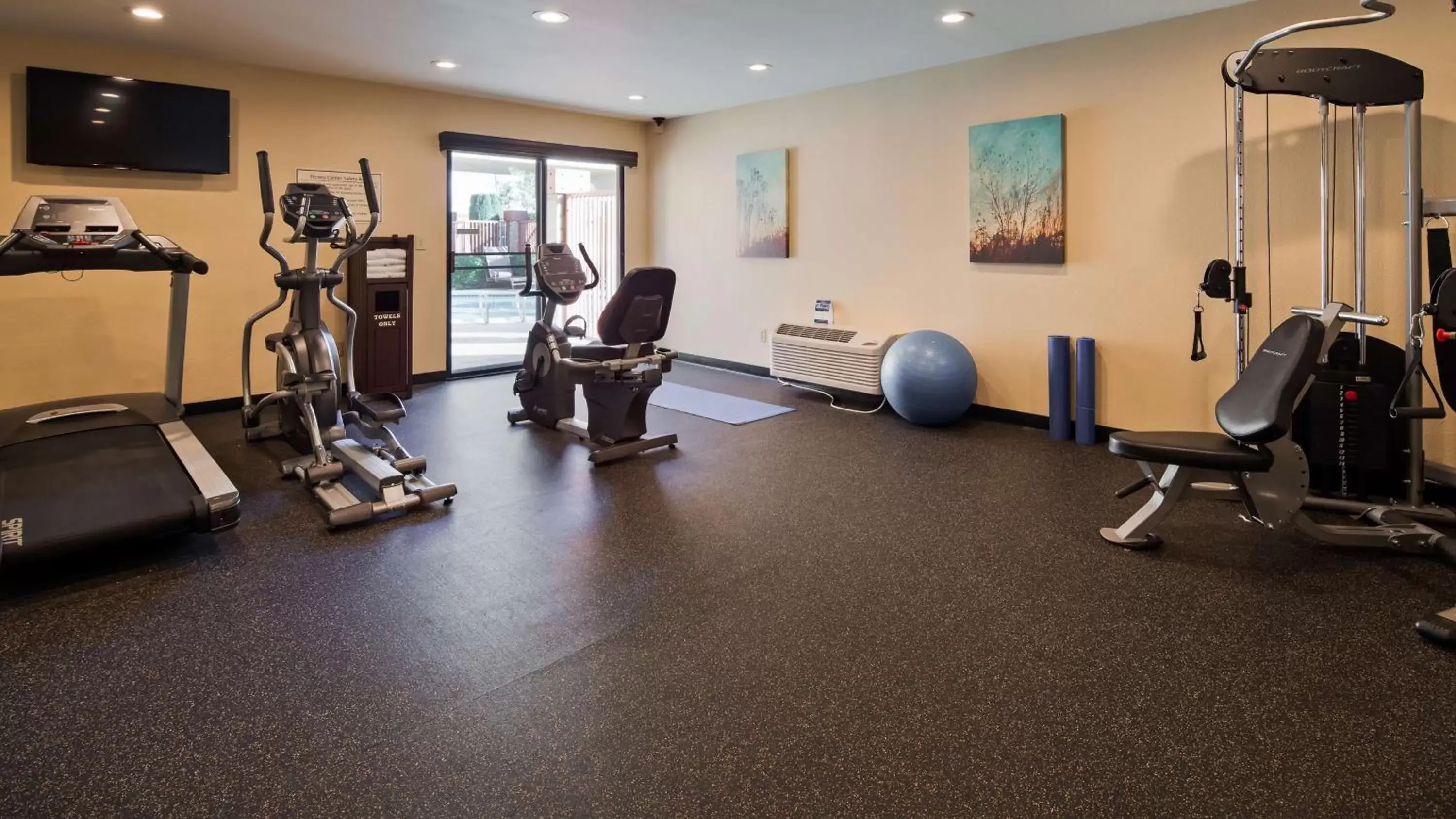 Fitness centre/facilities, Fitness Center/Facilities in Best Western PLUS Inn of Hayward