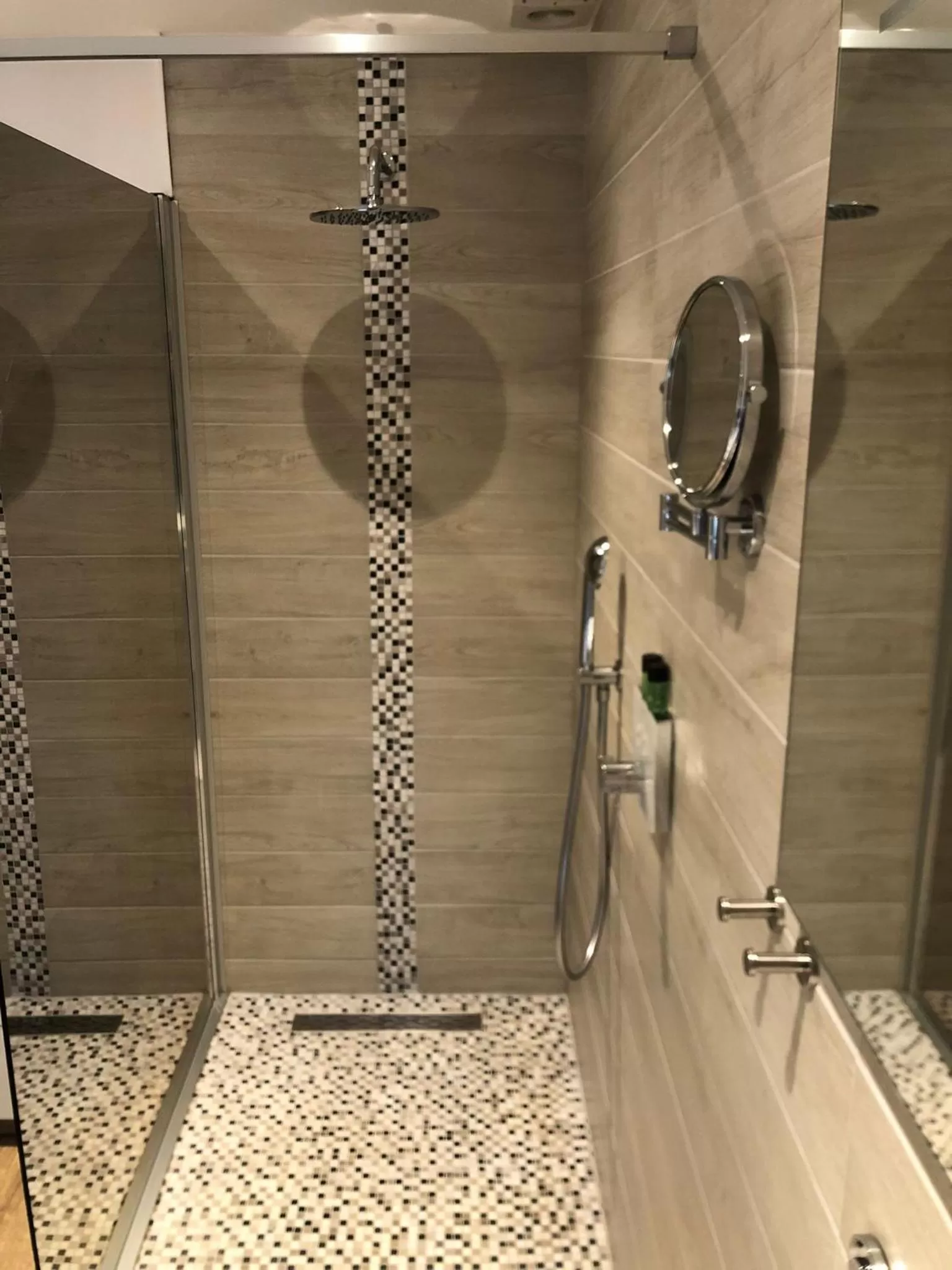 Shower in Shelter-rooms