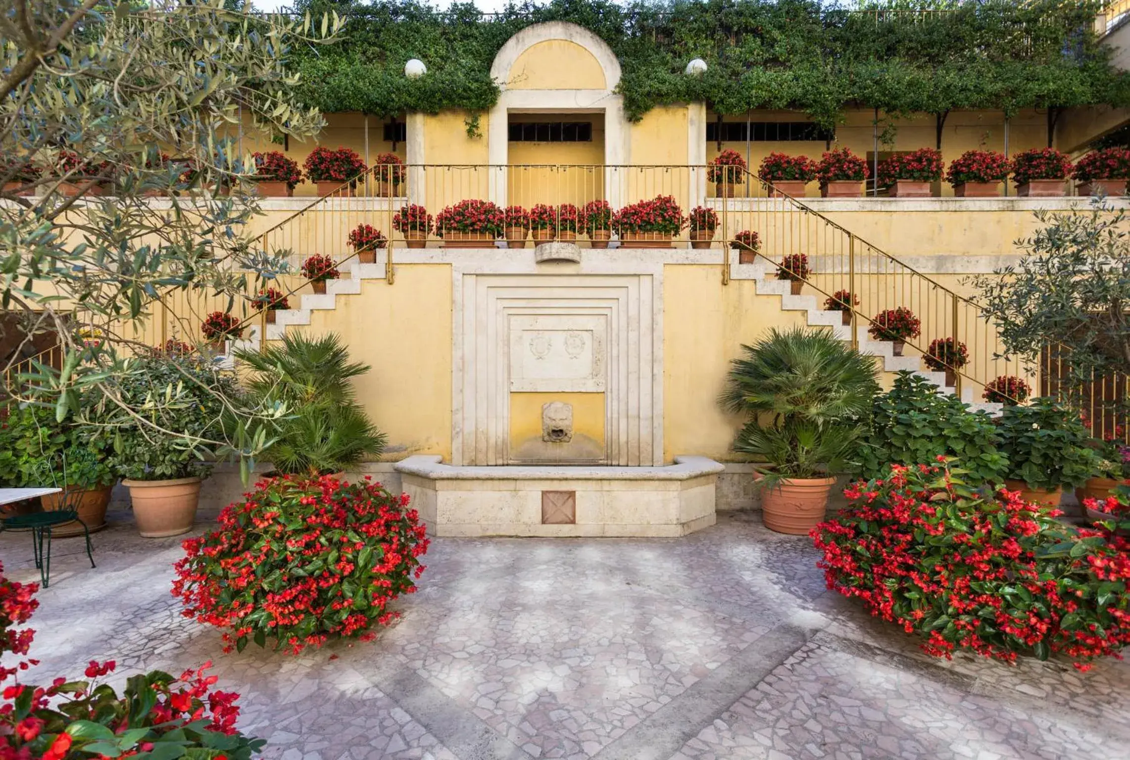 Property building, Facade/Entrance in Hotel San Luca