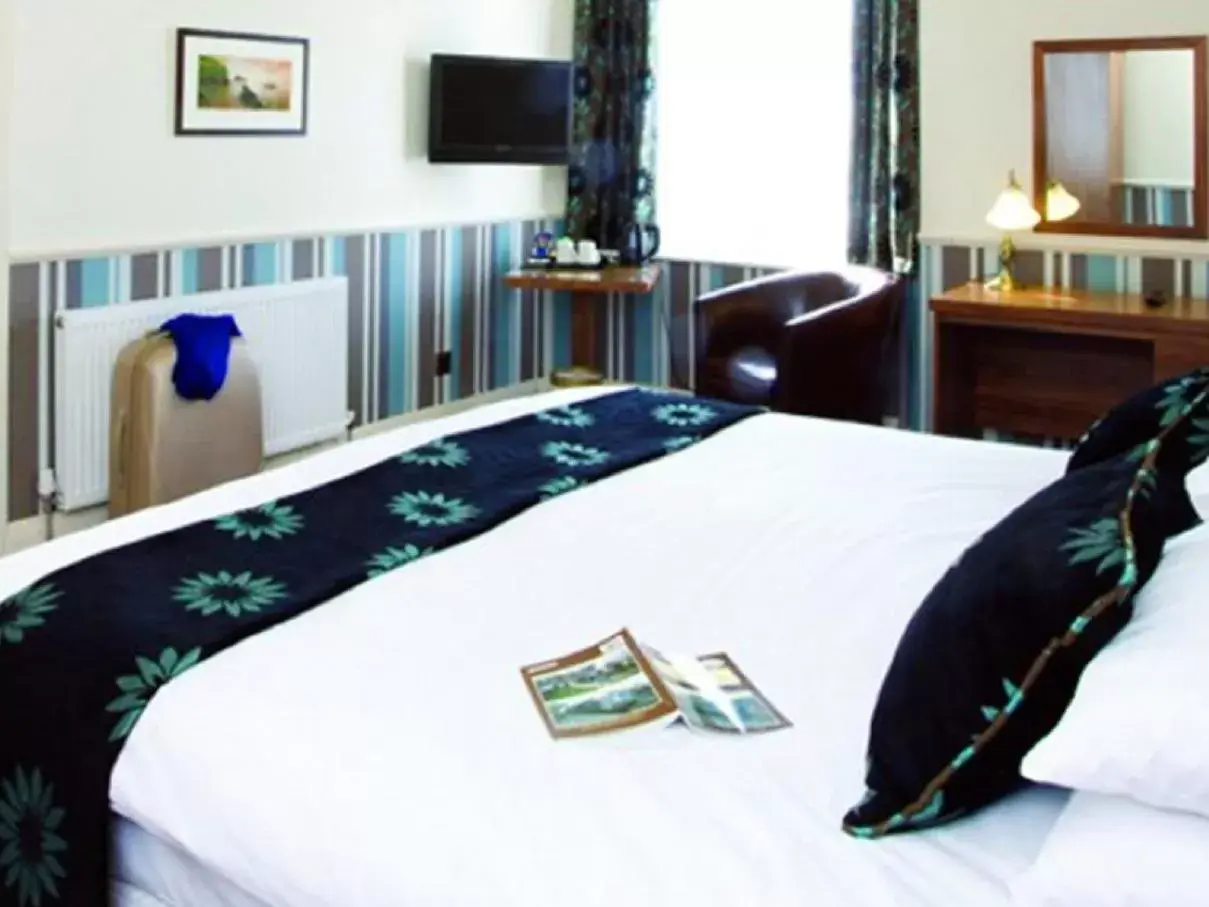 Bedroom, Bed in The Railway Inn Bedroom, Bed in The Railway Inn