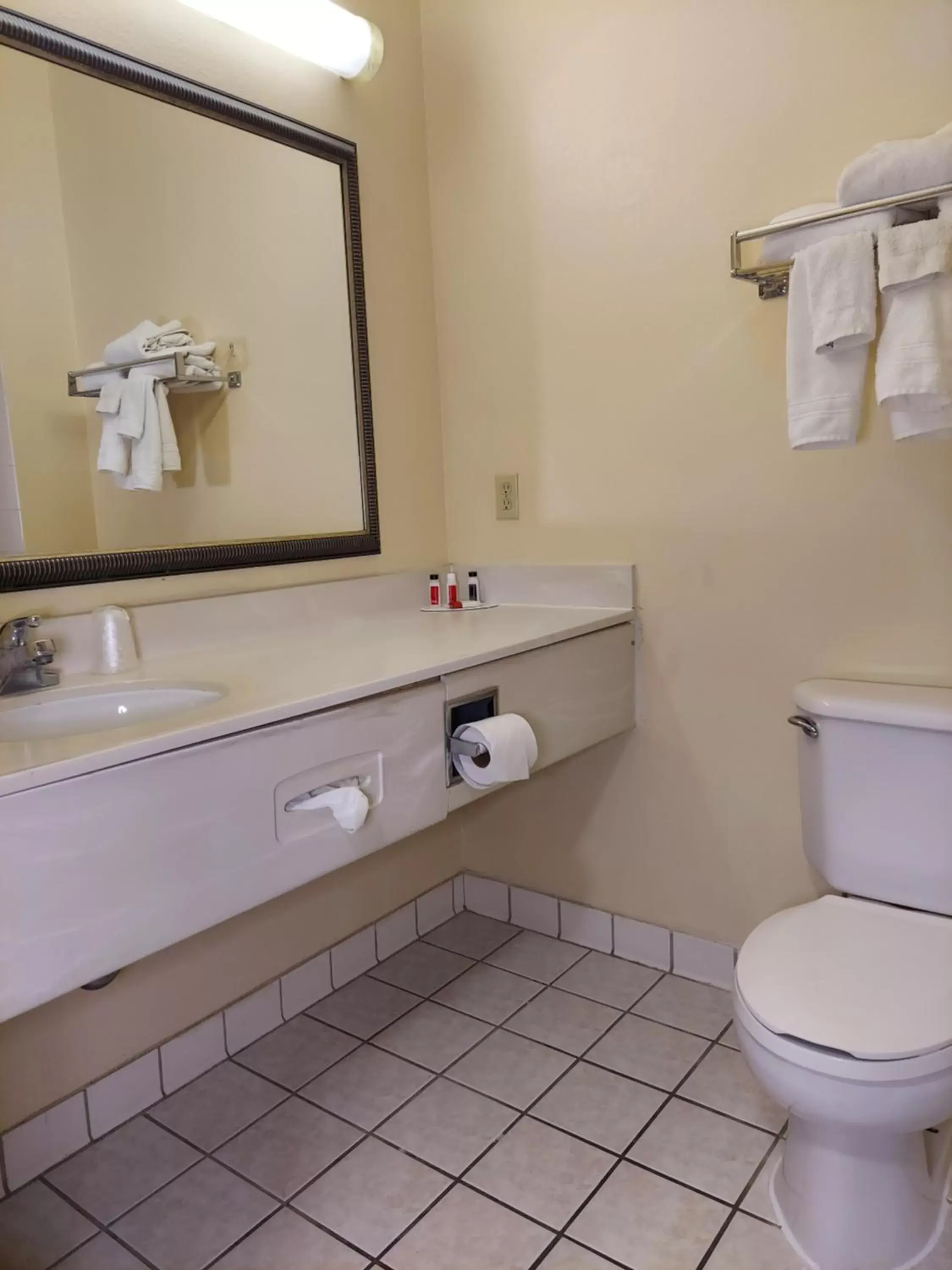 Bathroom in Baymont by Wyndham Portage Bathroom in Baymont by Wyndham Portage