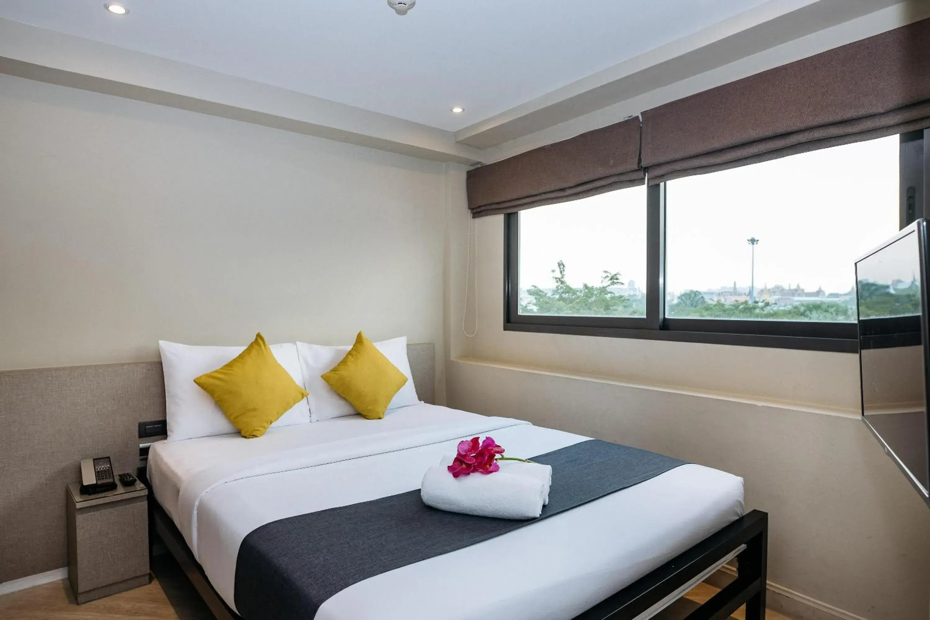 Bedroom, Bed in Lucky House Khaosan