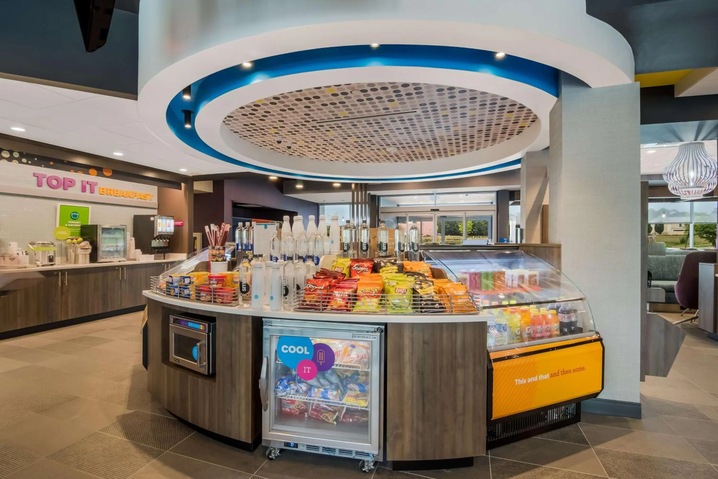 Restaurant/places to eat in Tru By Hilton Wilson