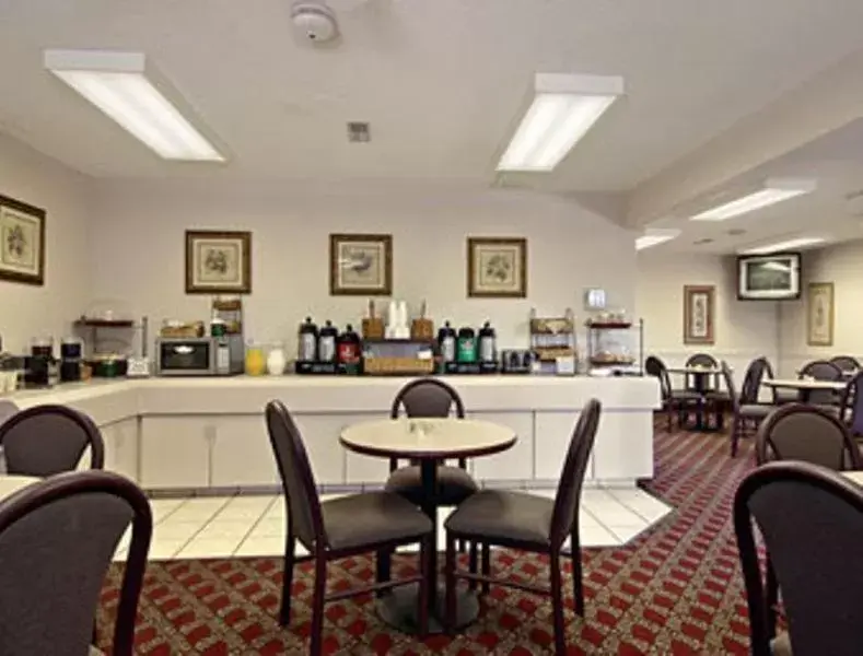 Restaurant/Places to Eat in Days Inn by Wyndham Wytheville