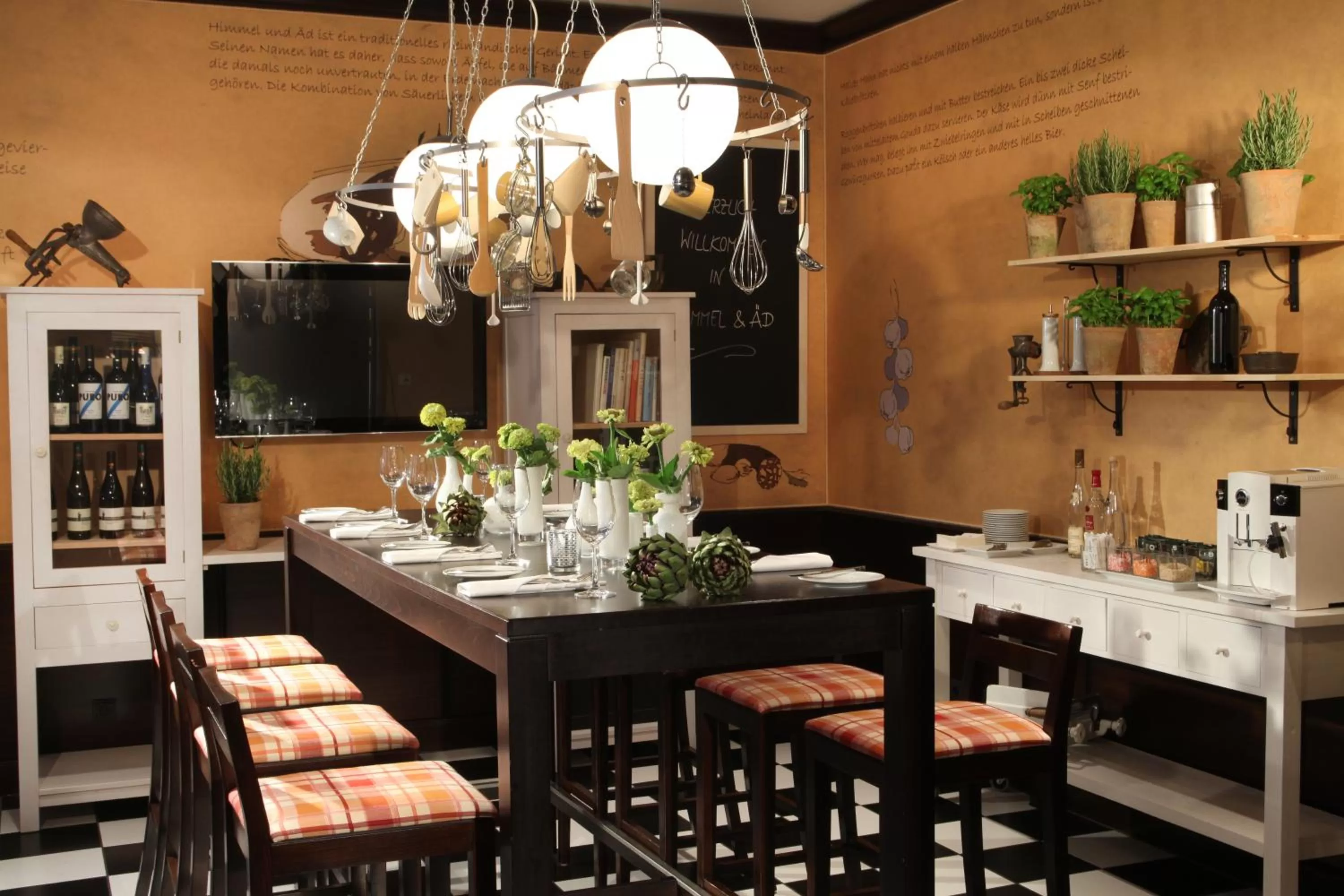 Restaurant/places to eat in Lindner Hotel Cologne City Plaza, part of JdV by Hyatt