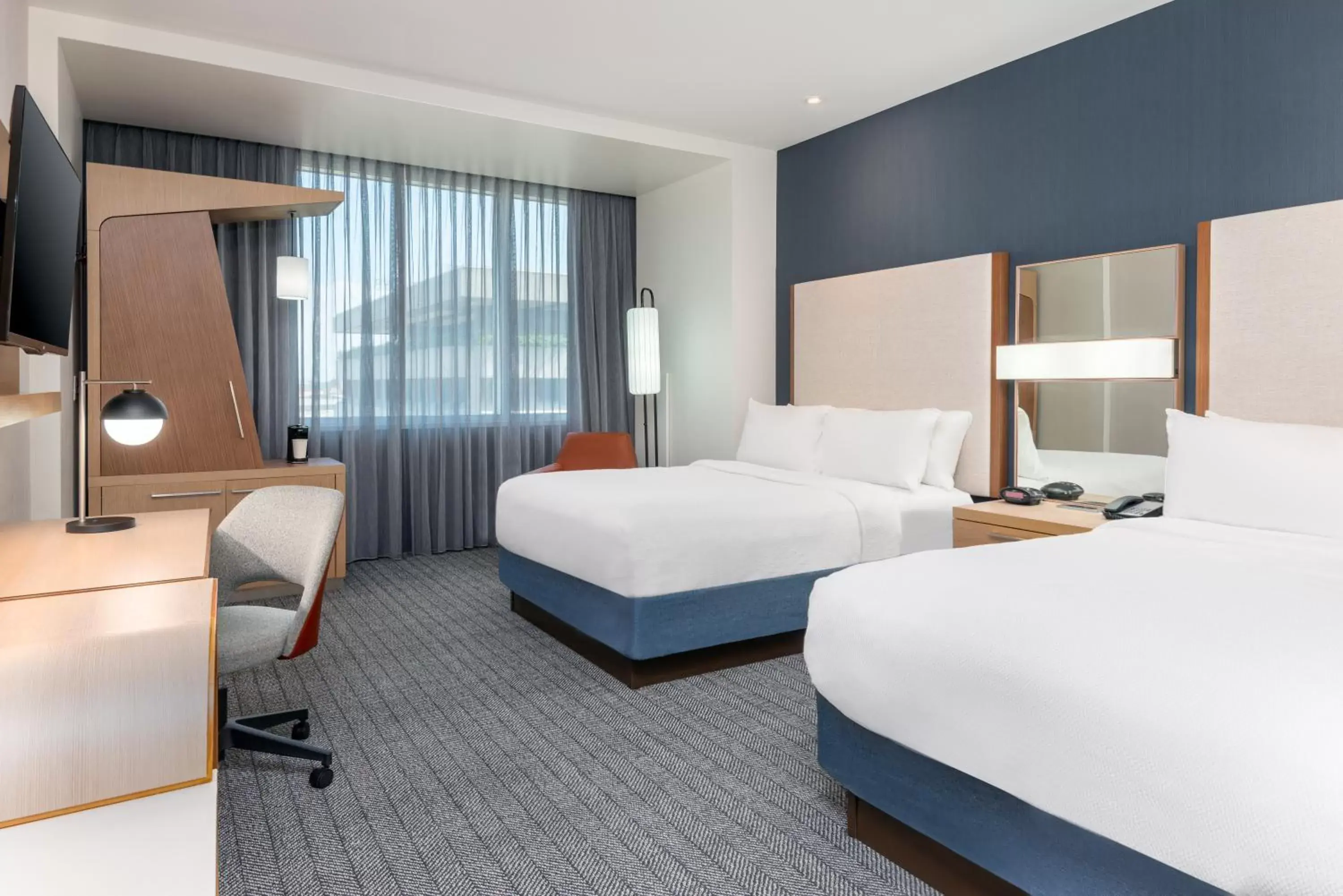 Bed in Courtyard by Marriott Buffalo Downtown/Canalside