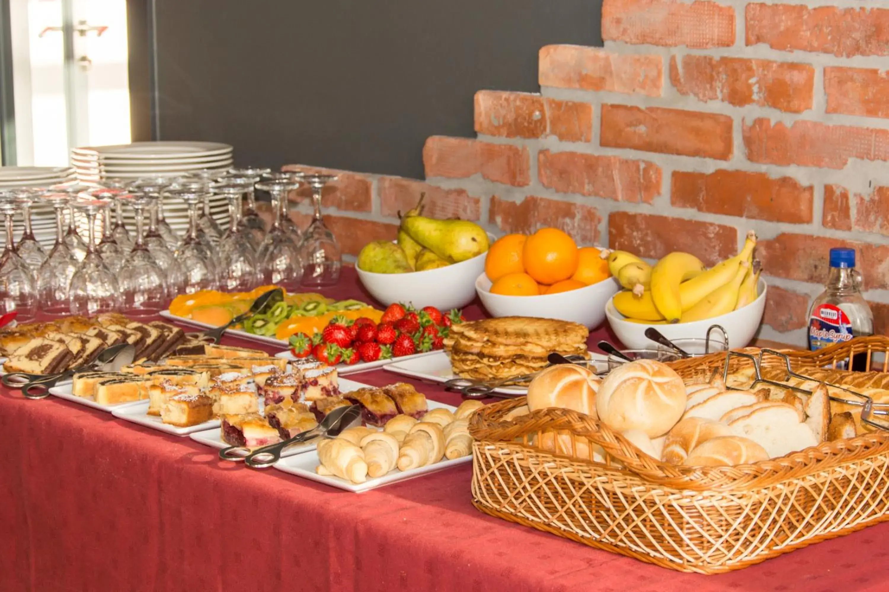 Buffet breakfast in Hotel Delminivm