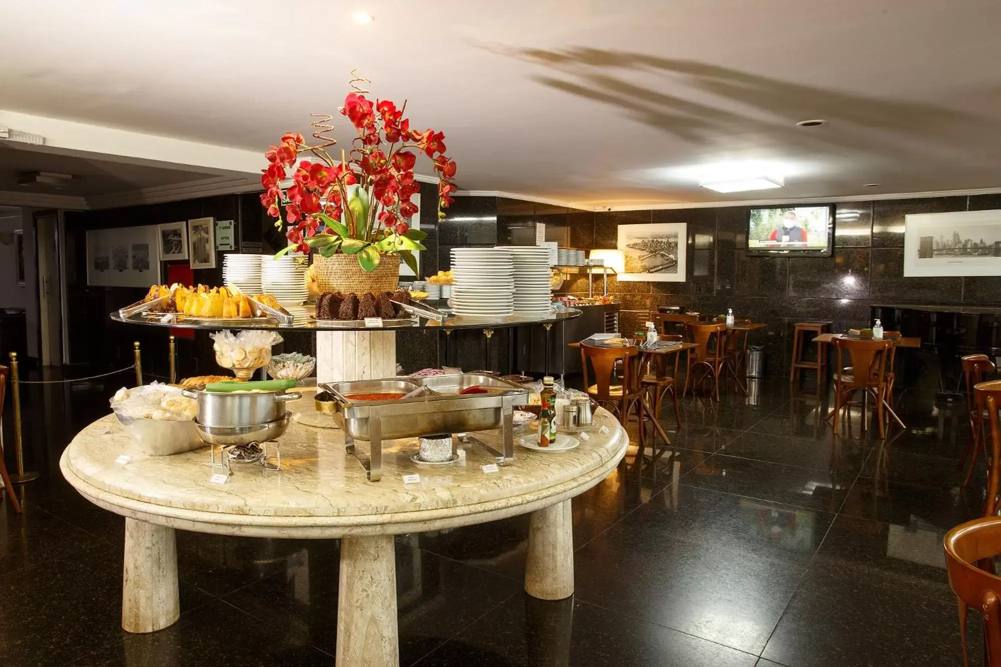 Restaurant/Places to Eat in Savassi Hotel