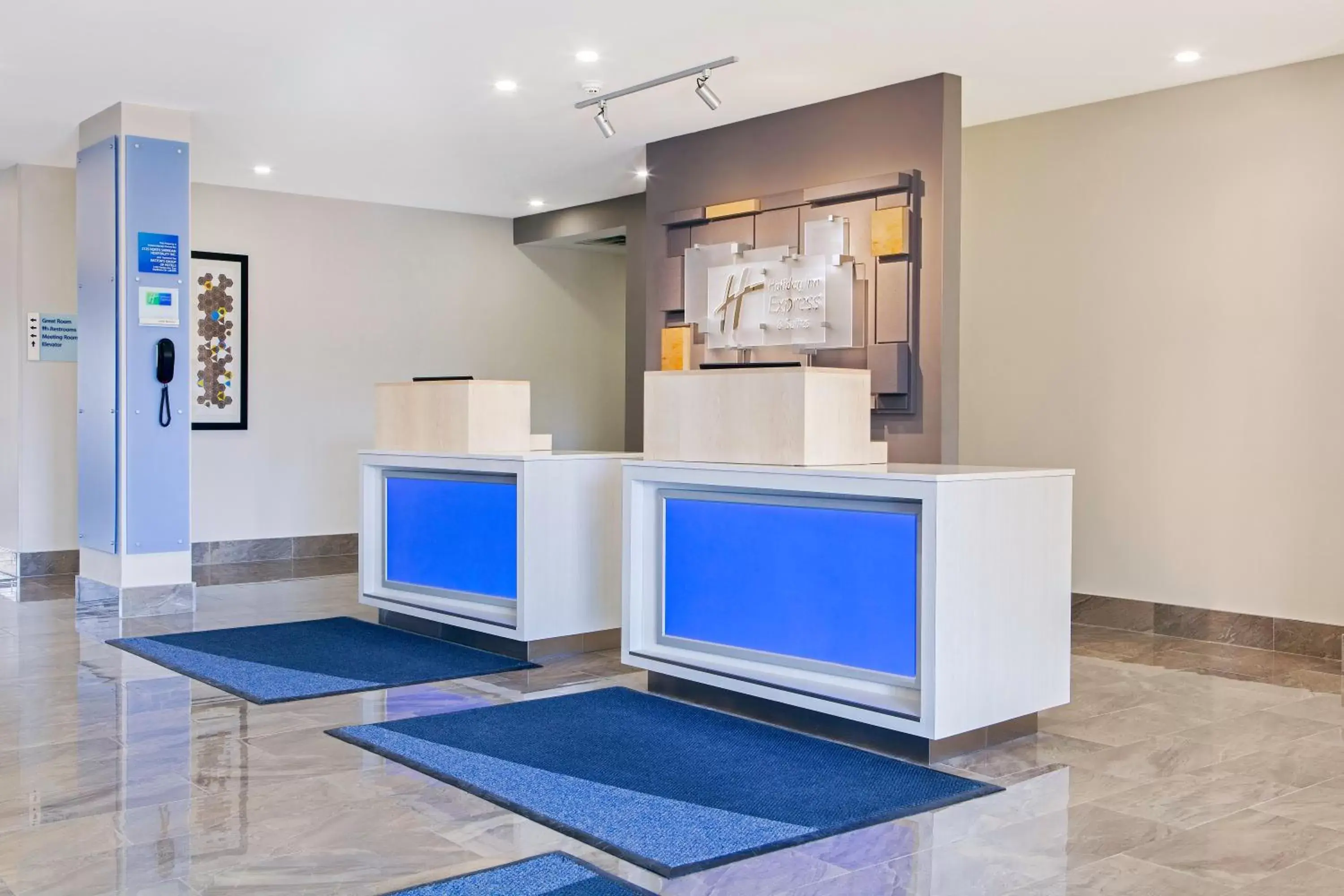 Lobby or reception, Lobby/Reception in Holiday Inn Express & Suites Mississauga-Toronto Southwest, an IHG Hotel