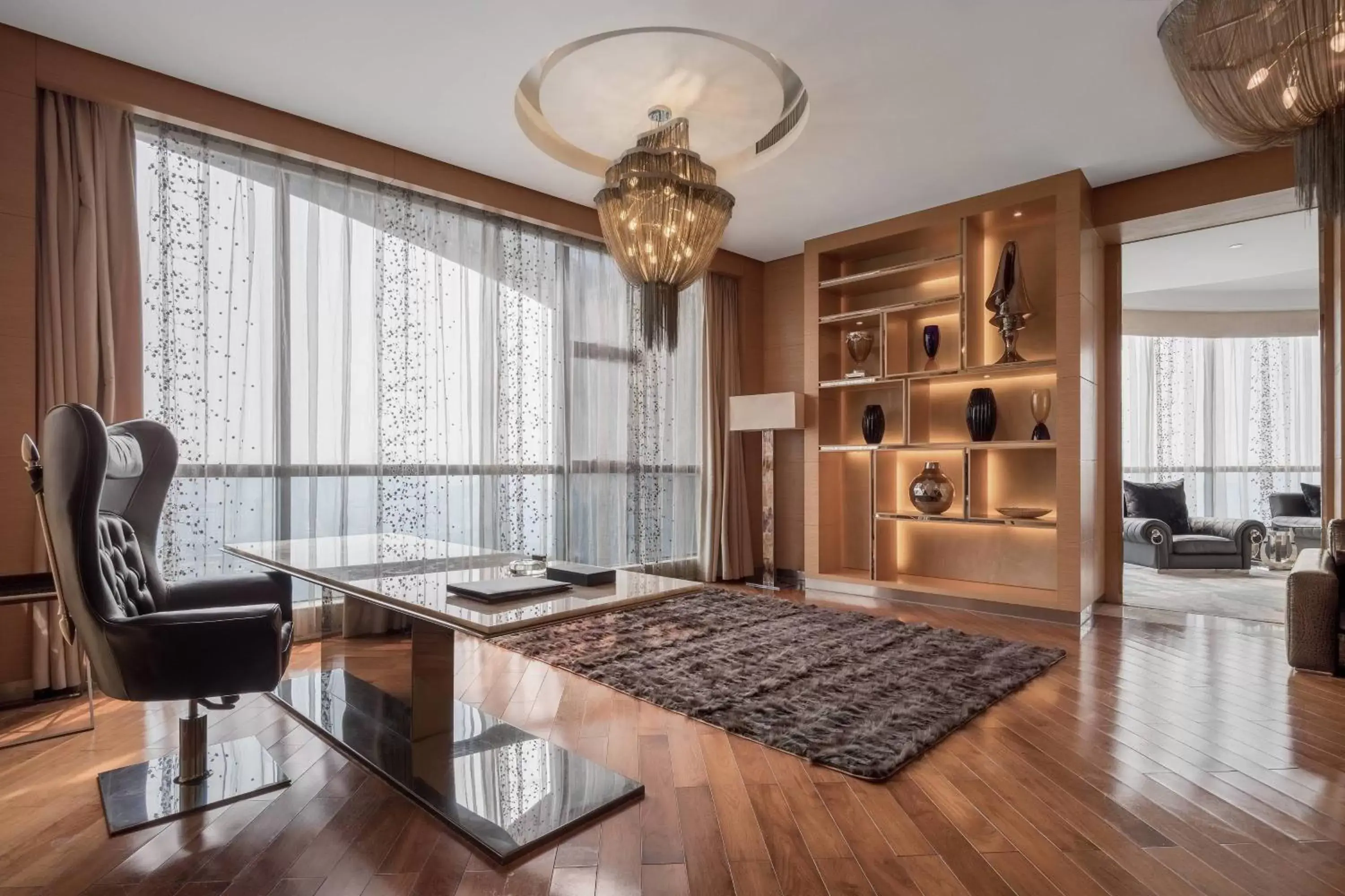 Living room in Renaissance Chengdu Hotel