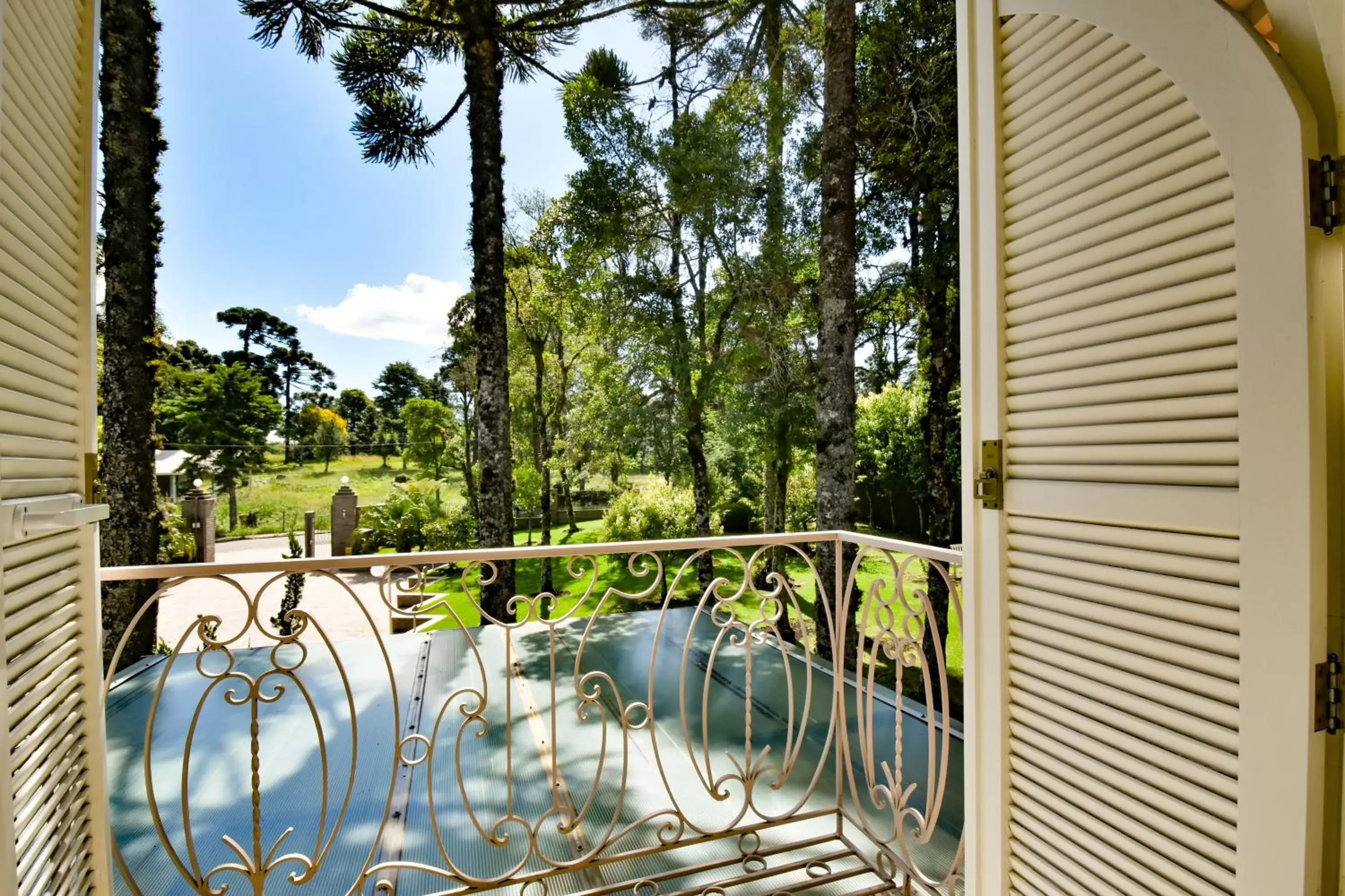 Garden view, Balcony/Terrace in Pousada Doce Canela