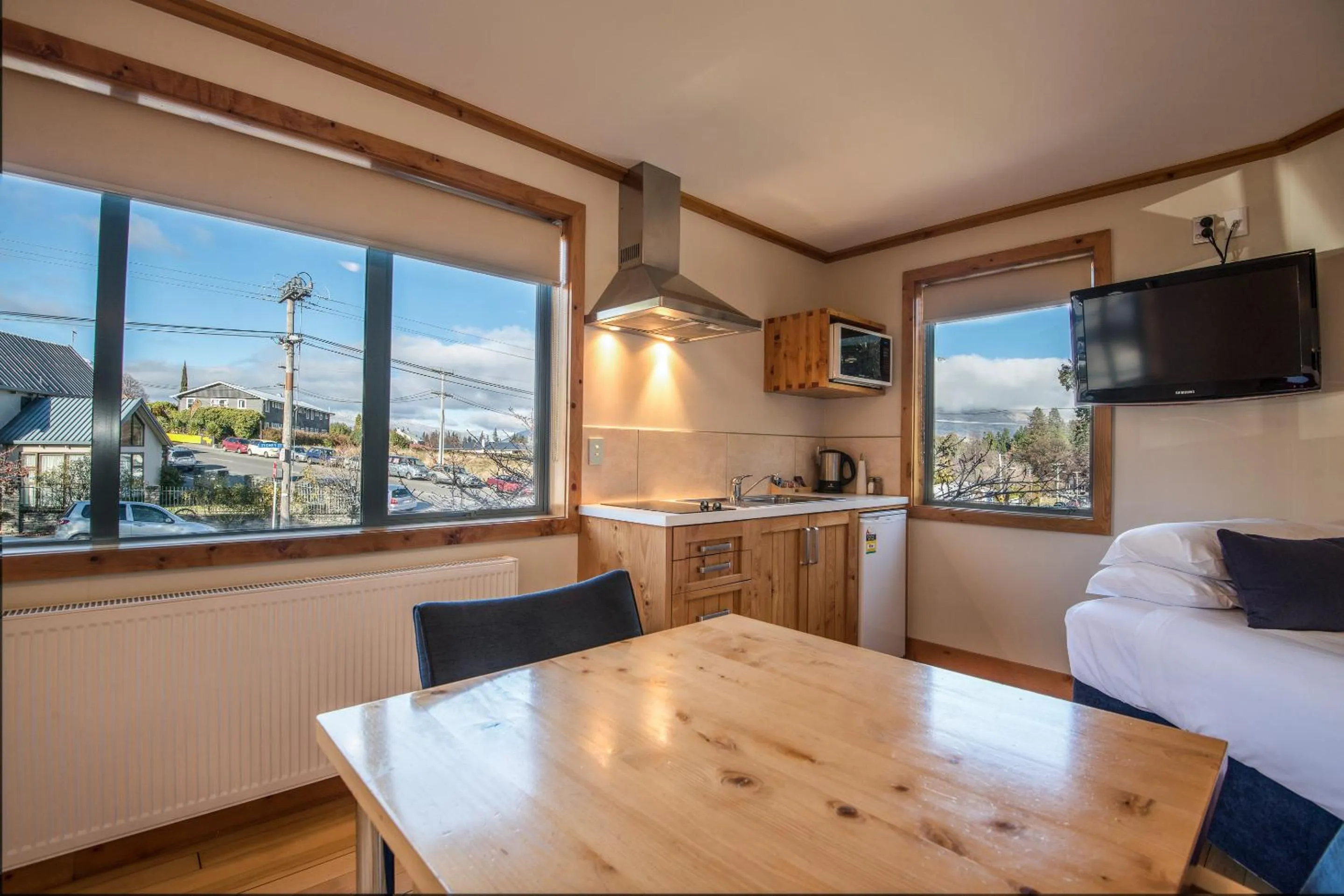Kitchen or kitchenette in Coronation Lodge