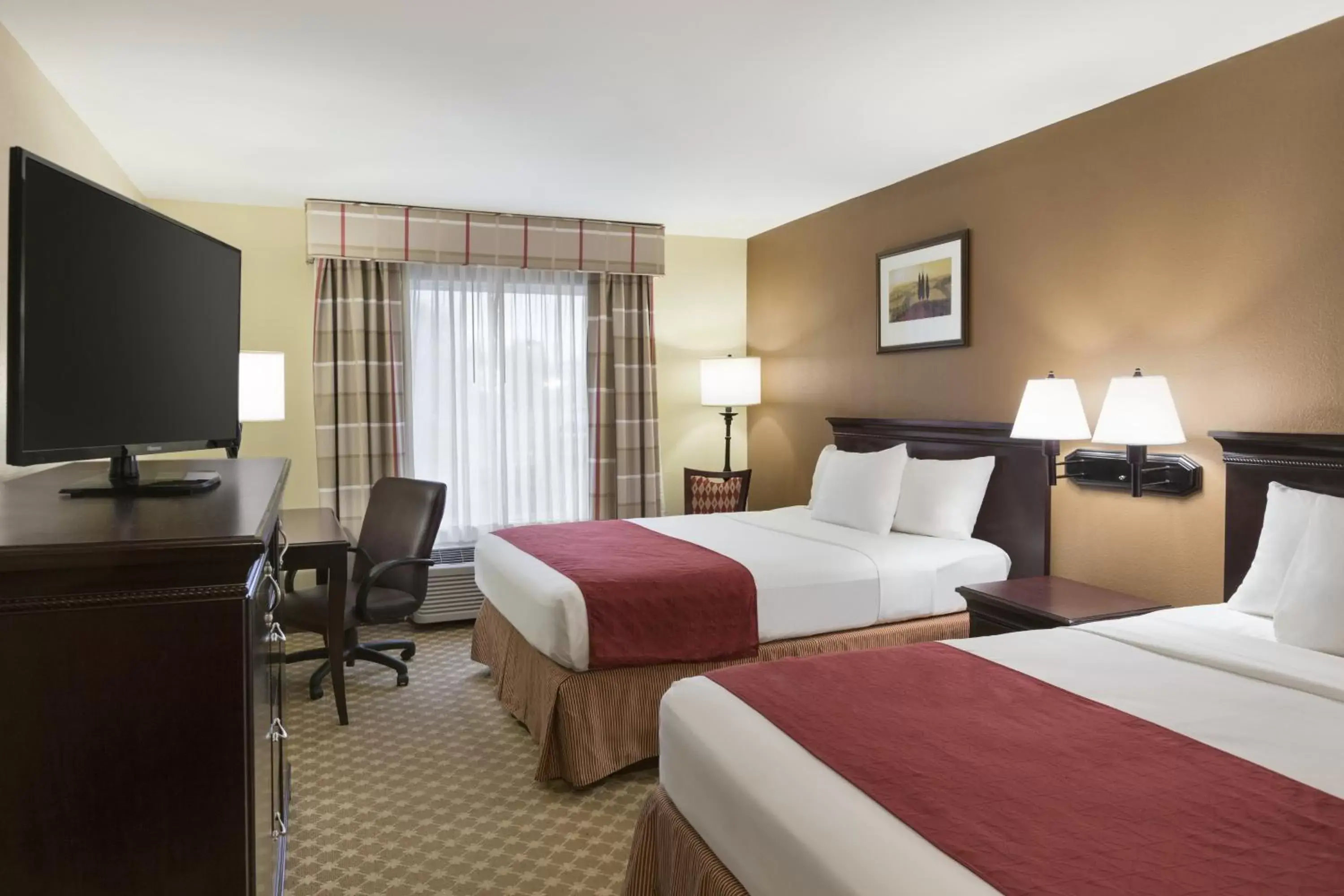 Bed, Room Photo in Country Inn & Suites by Radisson, Asheville at Asheville Outlet Mall, NC