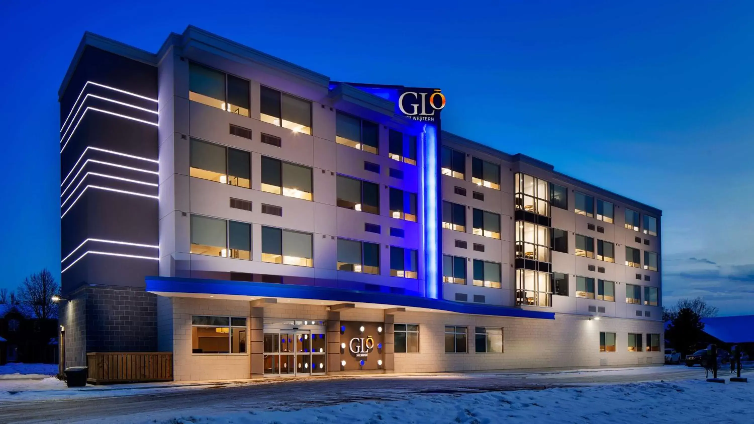 Property Building in GLō Best Western Kanata Ottawa West