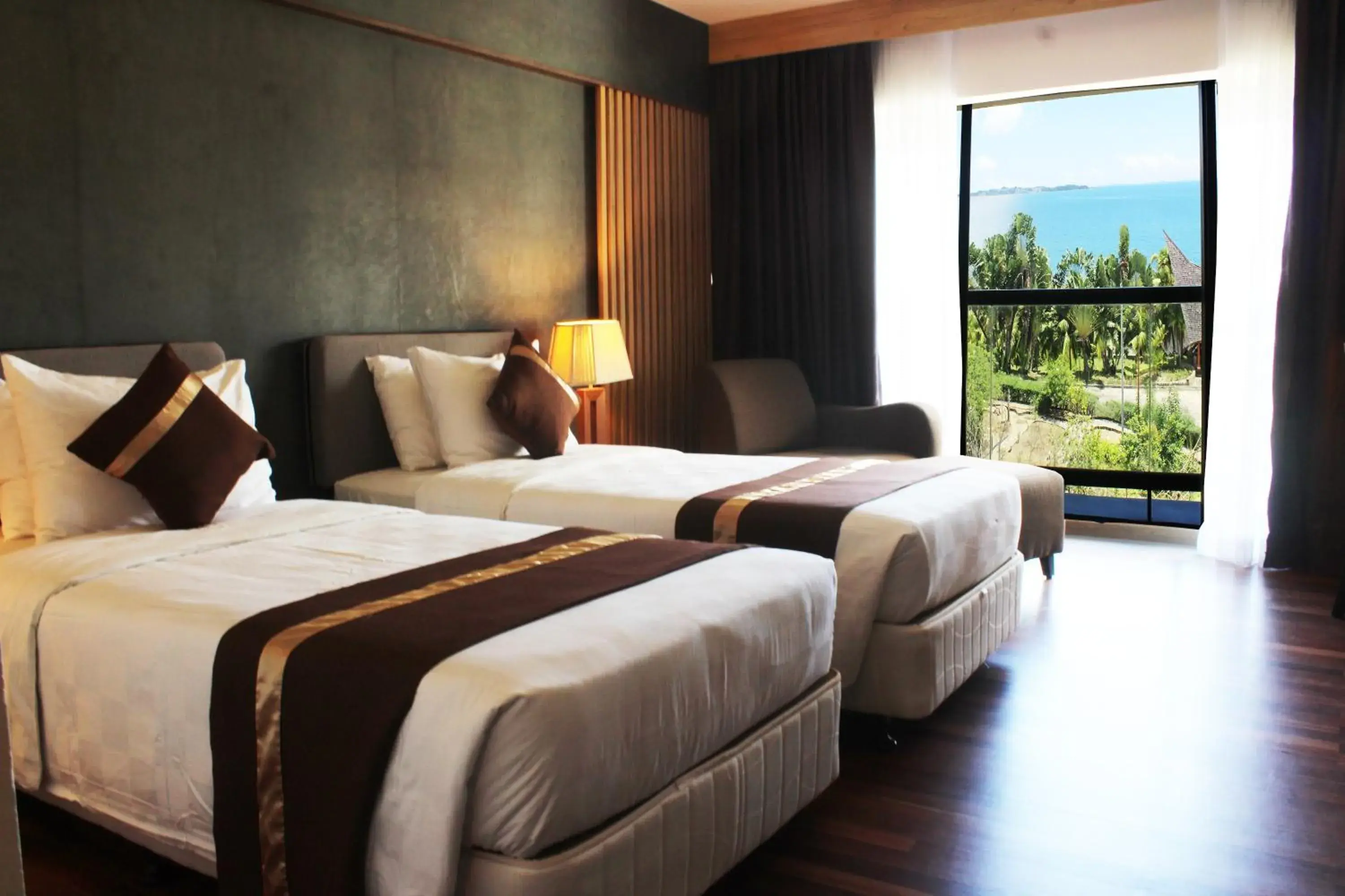Bedroom, Bed in Batam View Beach Resort
