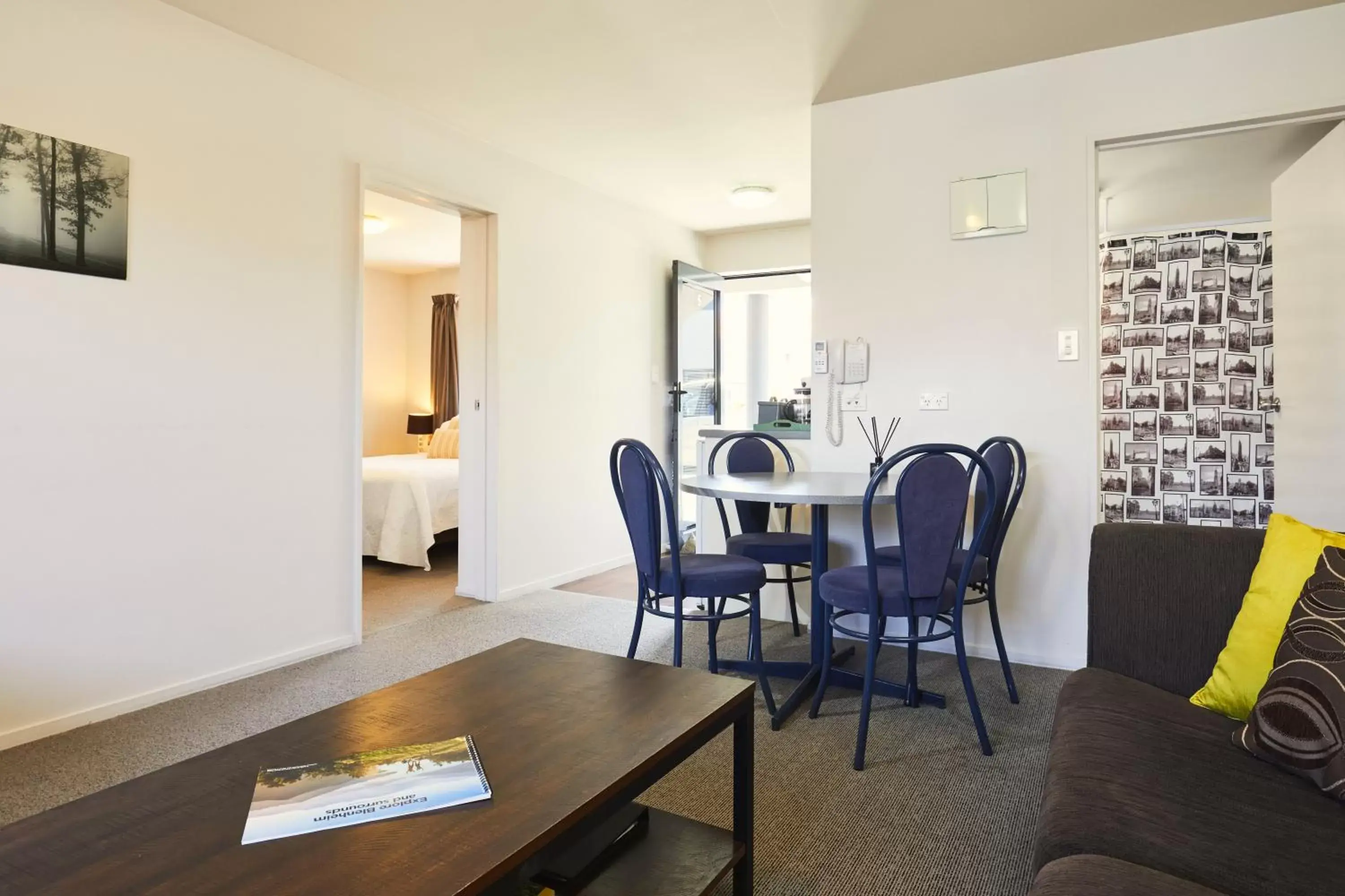 Dining Area in Blenheim Palms Motel