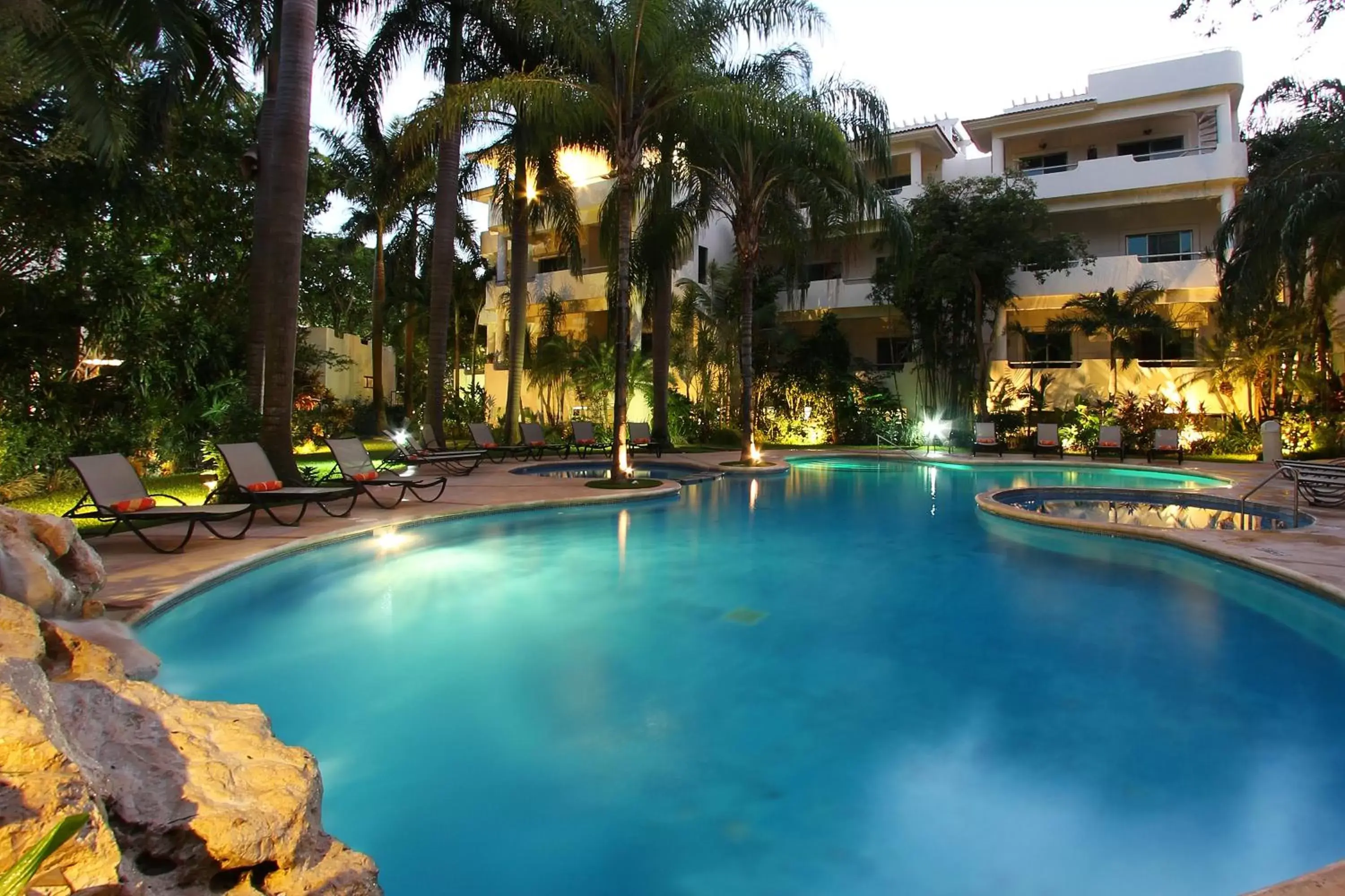 Swimming Pool in Riviera Maya Suites