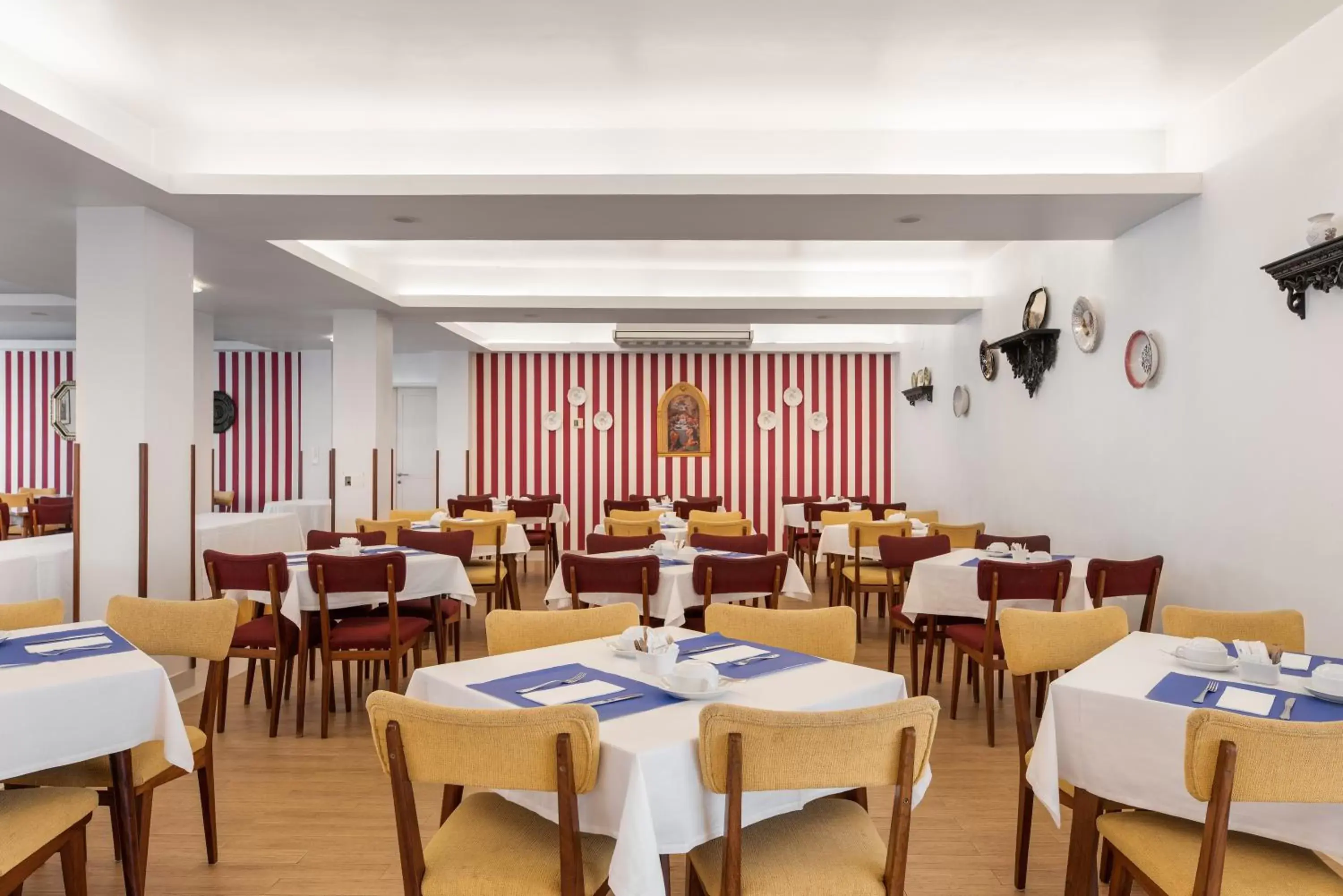 Restaurant/places to eat in Crisol Tres Pastorinhos Restaurant/places to eat in Crisol Tres Pastorinhos