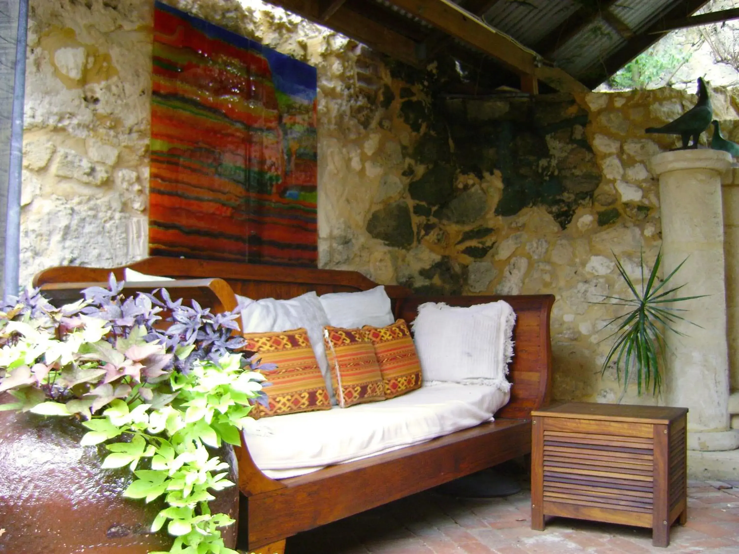 Garden, Seating Area in Fothergills of Fremantle