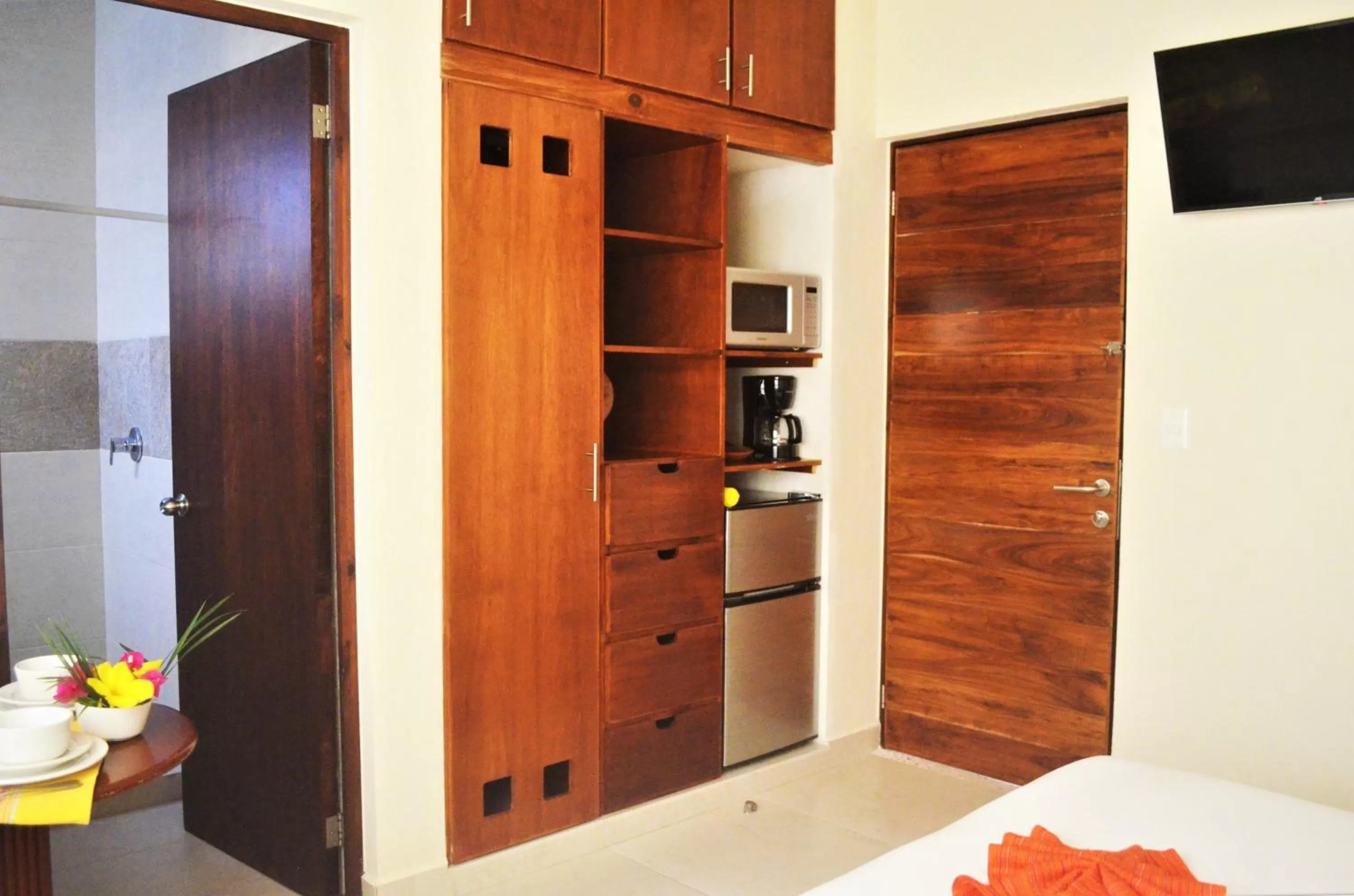 Photo of the whole room in Arrecifes Suites