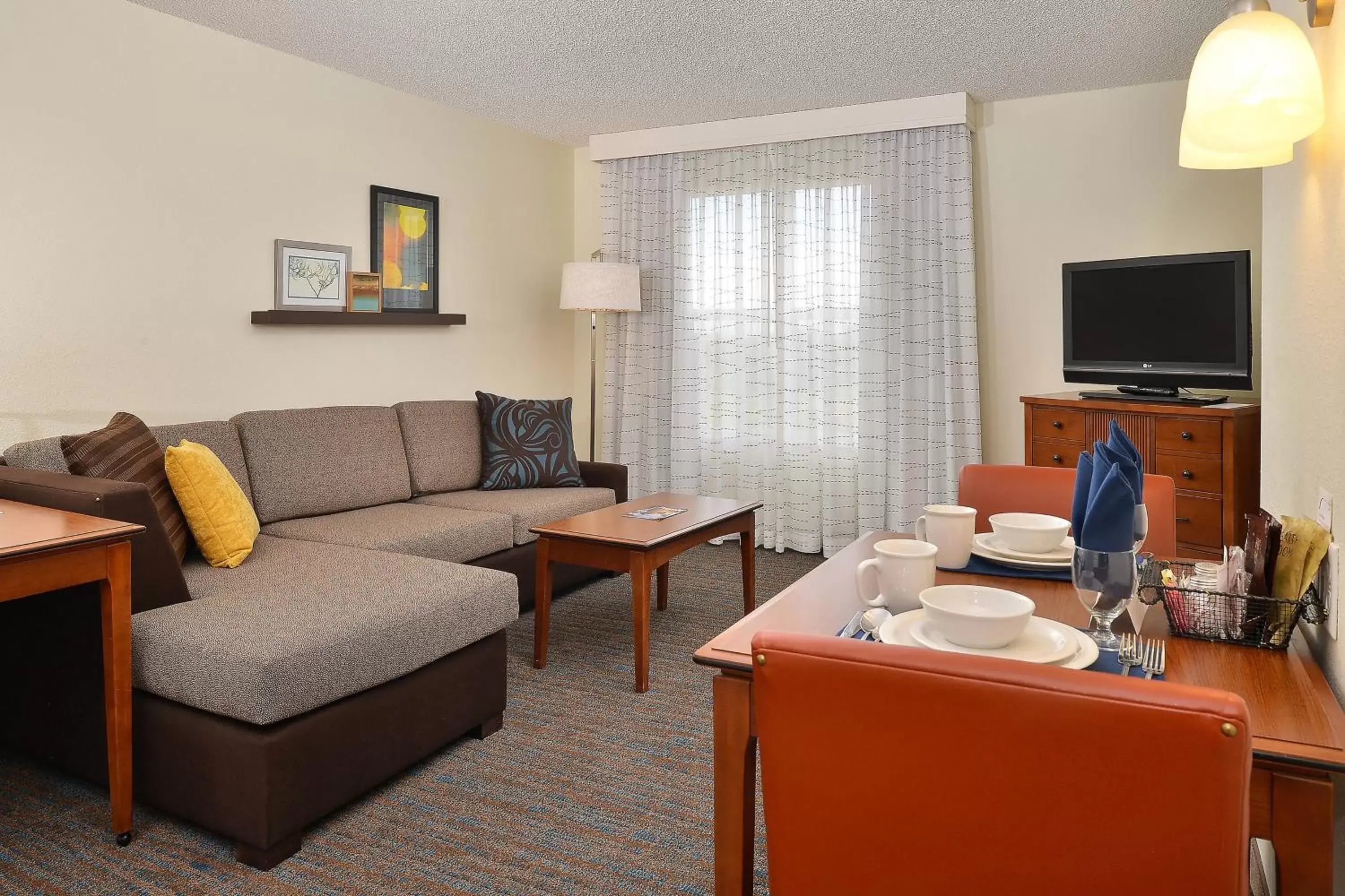 Bedroom, Seating Area in Residence Inn by Marriott Denver Airport at Gateway Park