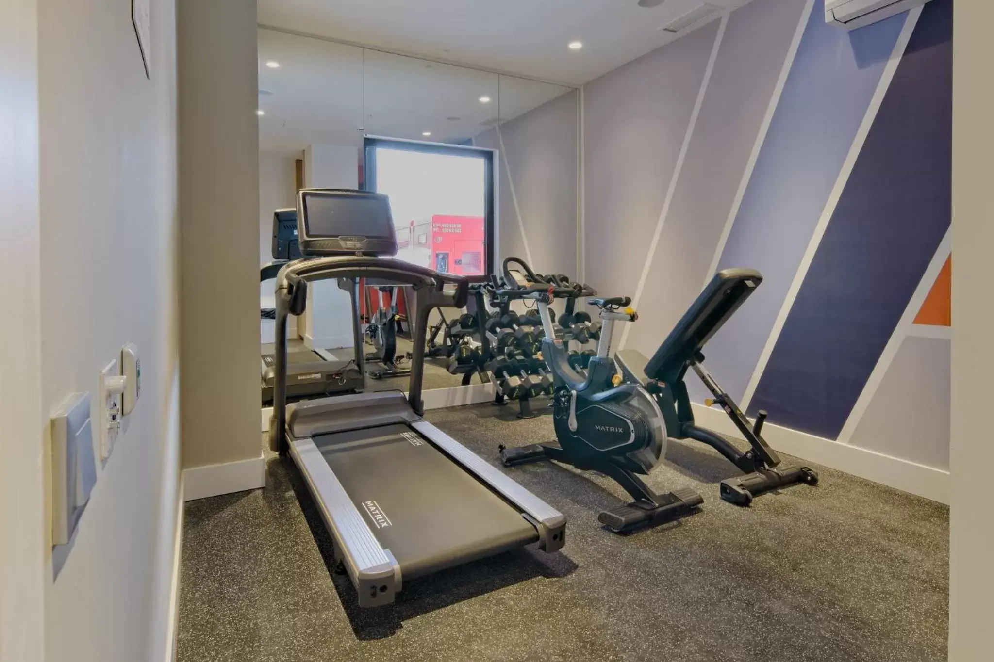 Fitness centre/facilities, Fitness Center/Facilities in Holiday Inn Express - Madrid - Airport, an IHG Hotel