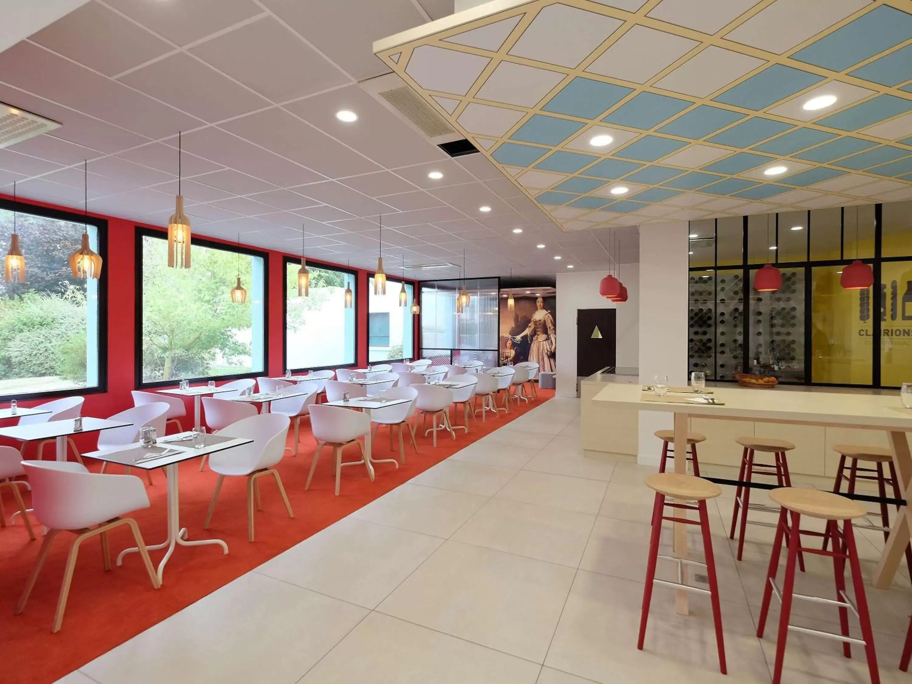 Restaurant/Places to Eat in Hôtel ibis Styles Auxerre Nord