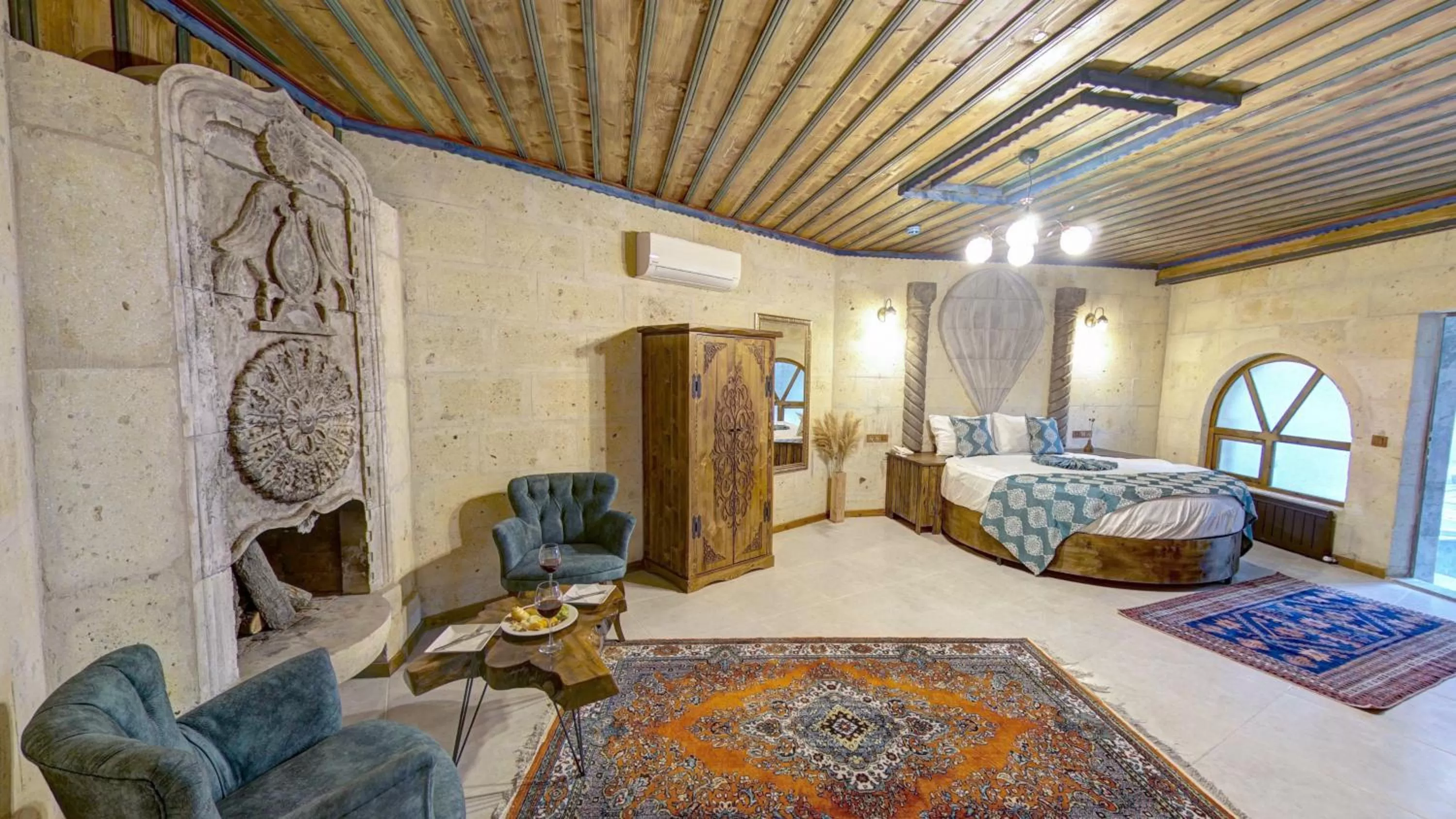 Bed in Premium Cappadocia House