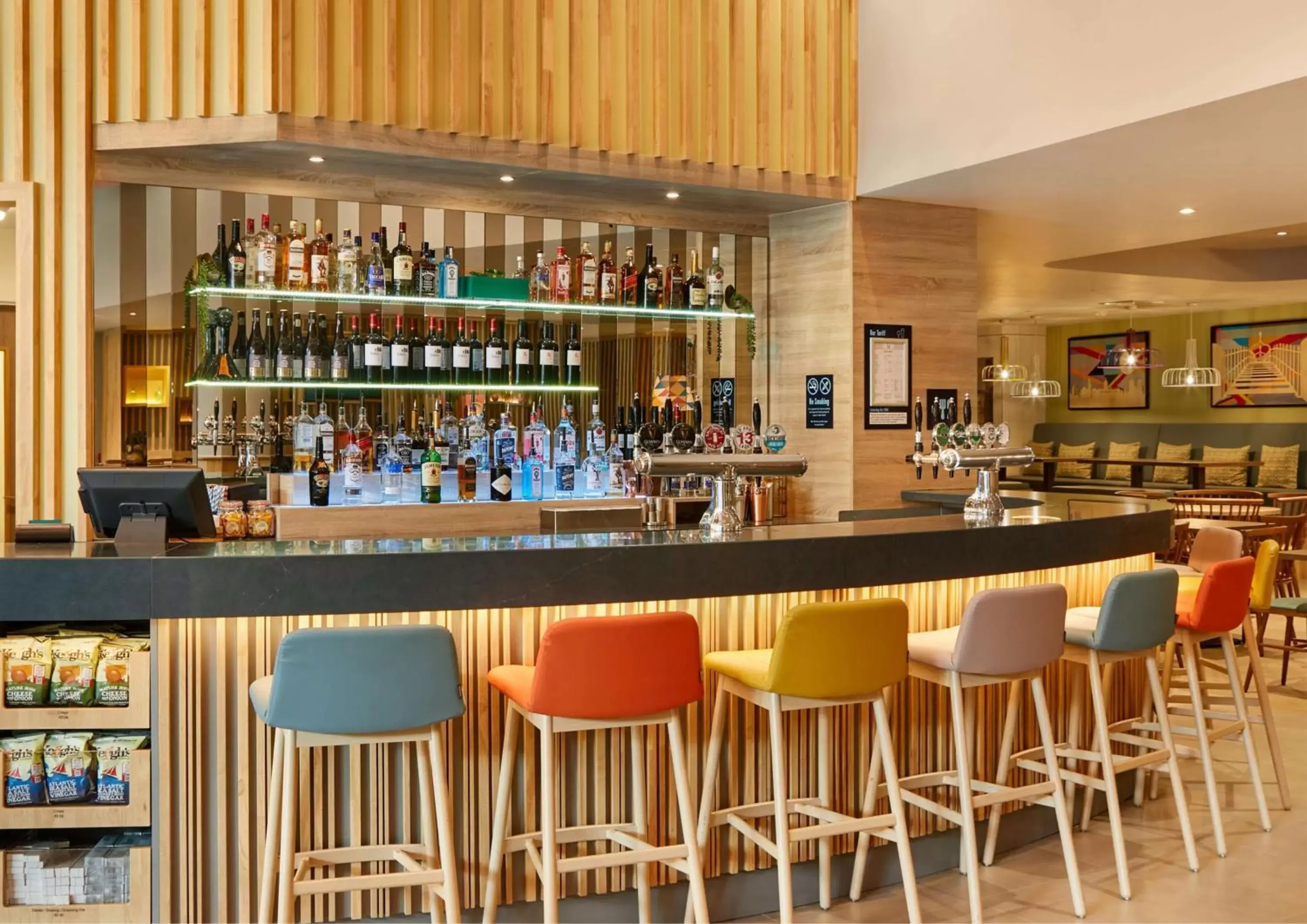 Lobby or reception, Lounge/Bar in Hampton By Hilton Dublin City Centre