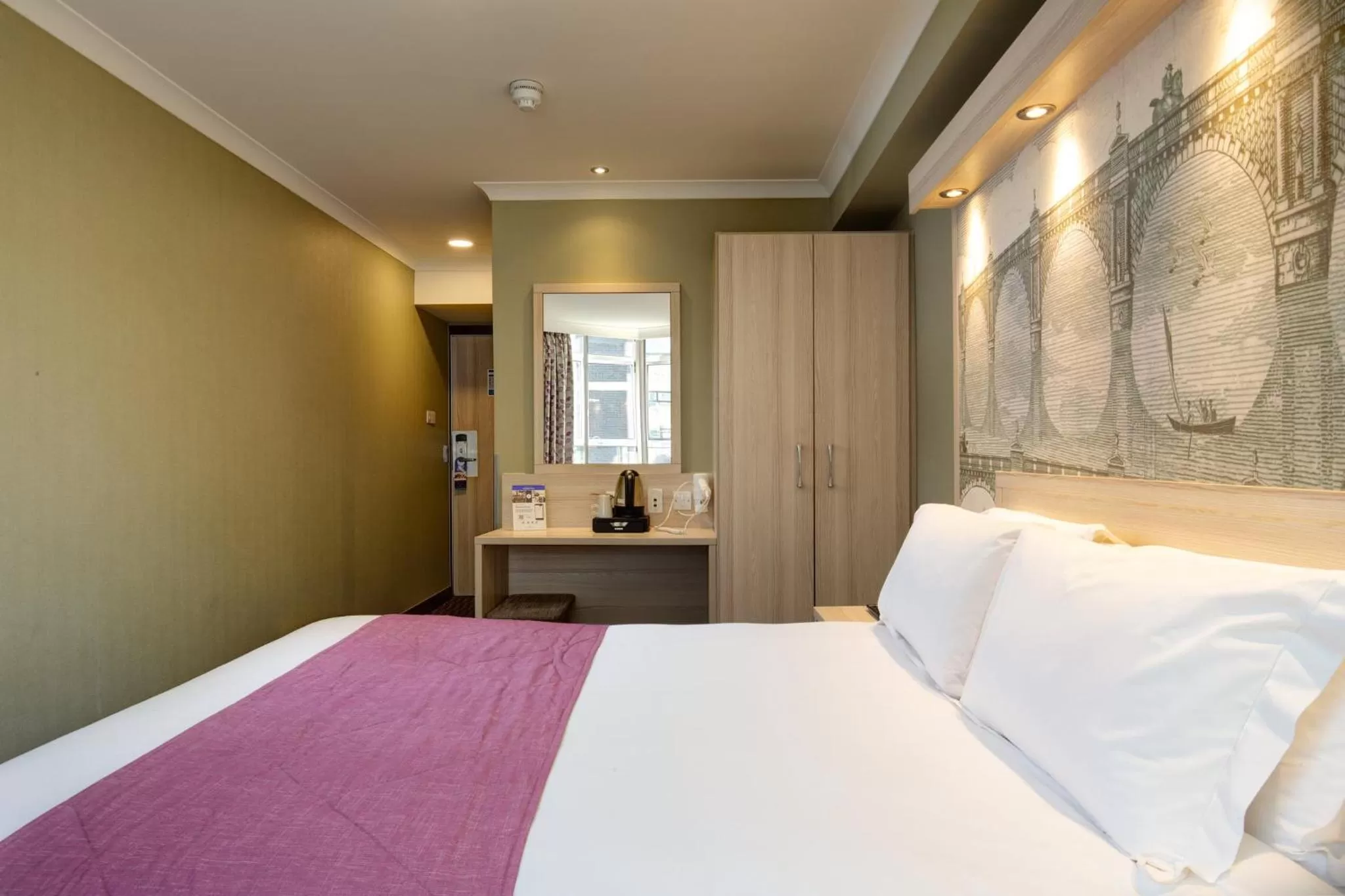 Photo of the whole room, Bed in President Hotel