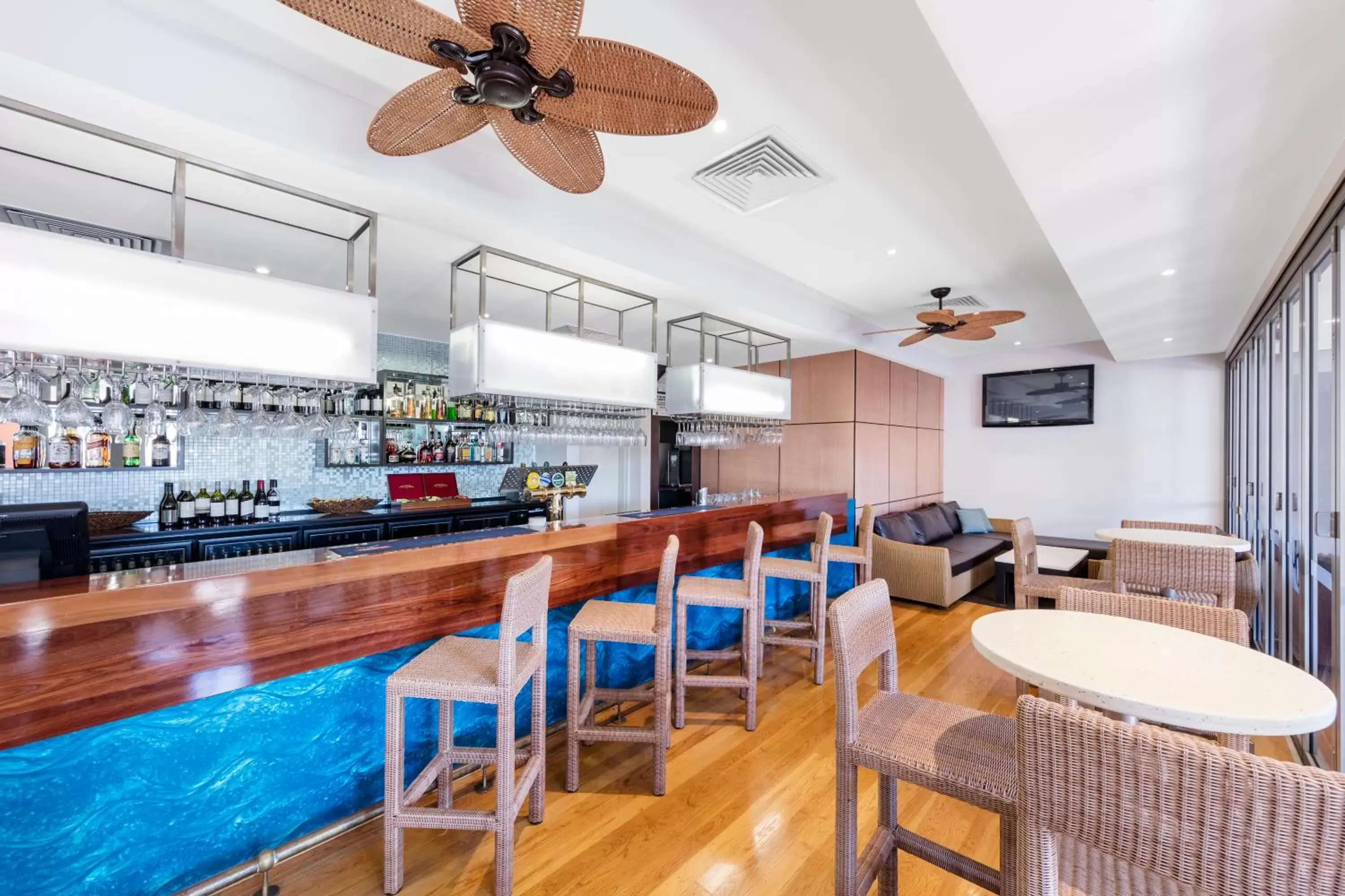 Restaurant/places to eat in Oaks Broome Hotel Restaurant/places to eat in Oaks Broome Hotel