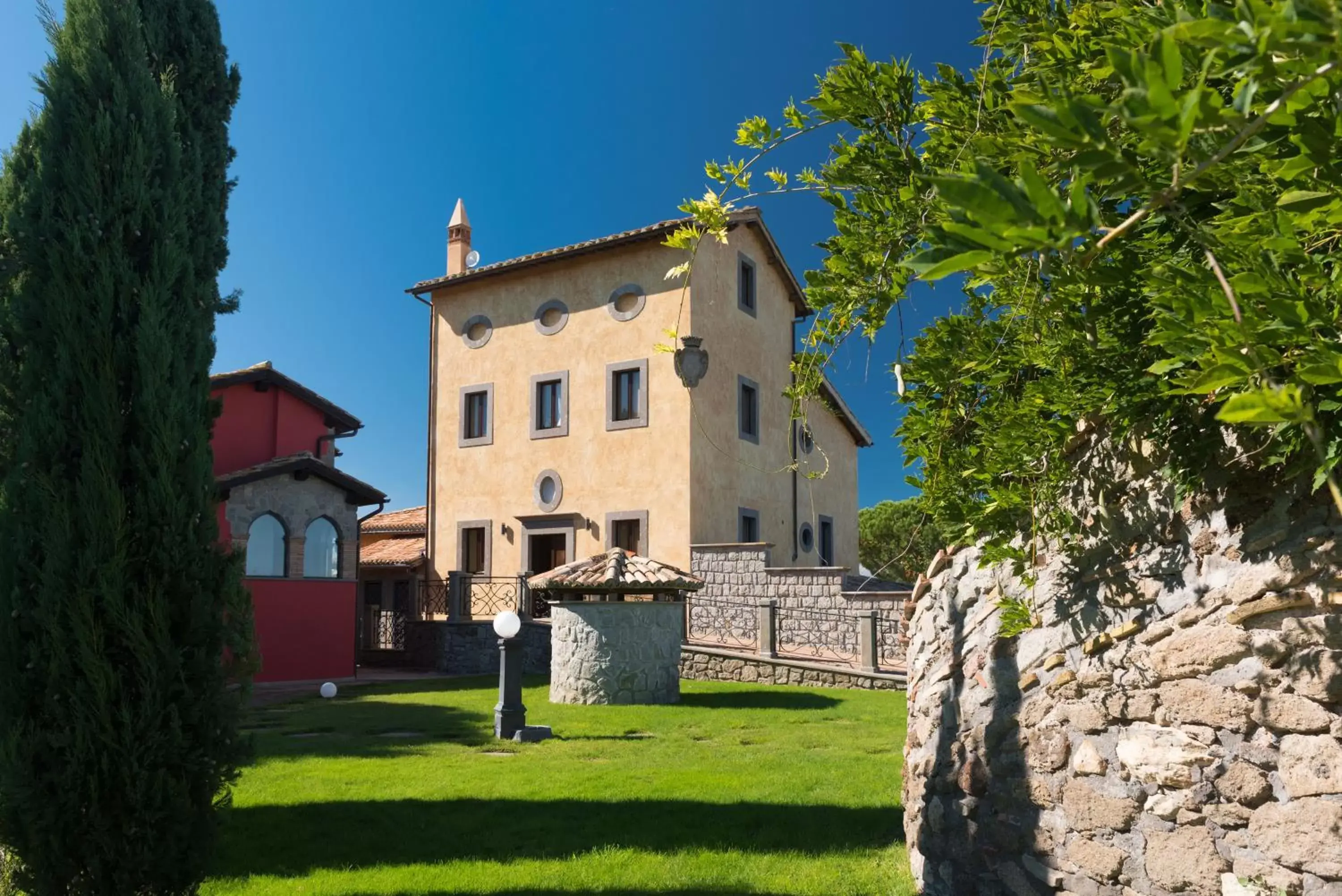 Property building, Garden in Relais Santa Caterina Hotel