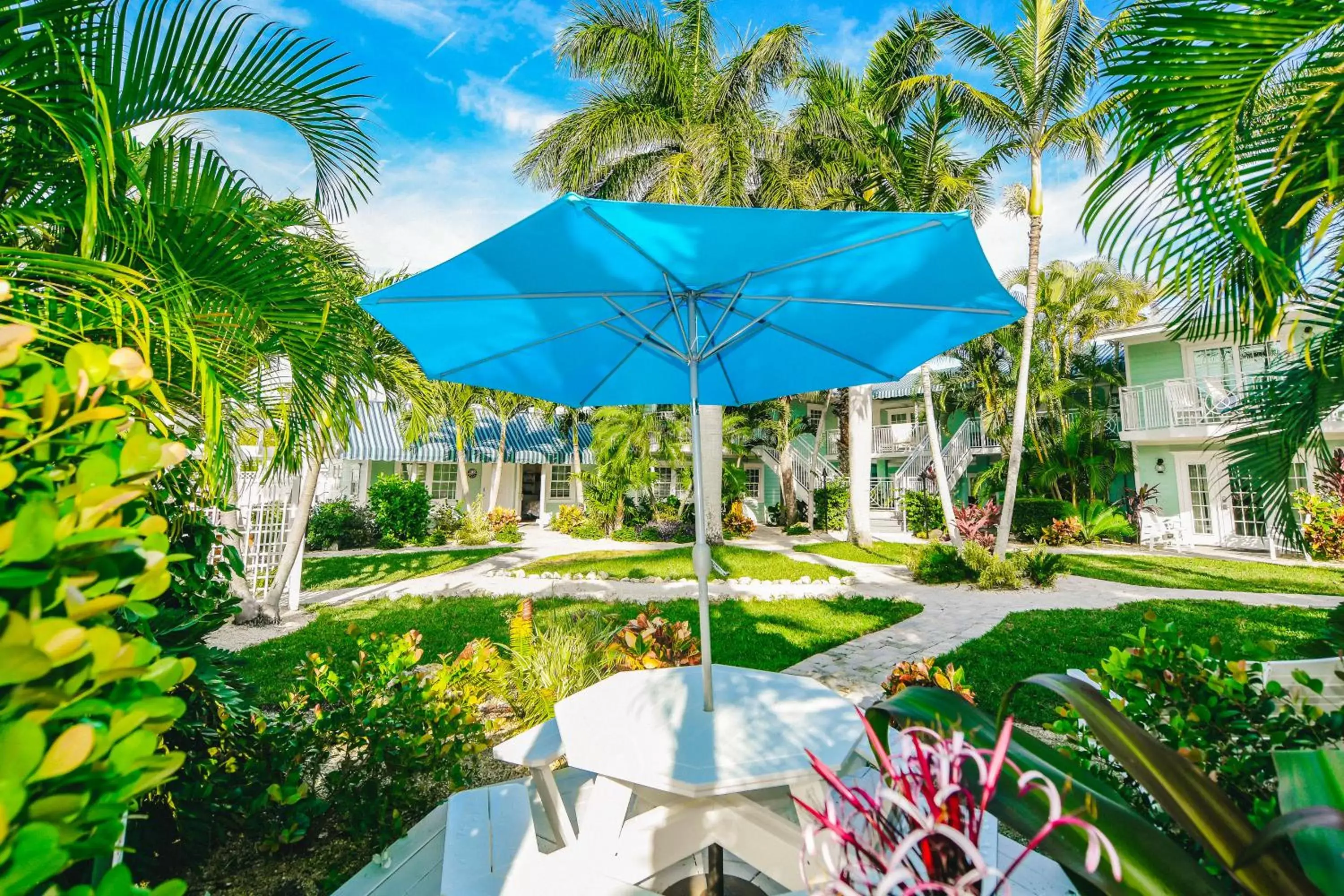 Patio, Swimming Pool in Tropical Breeze Resort