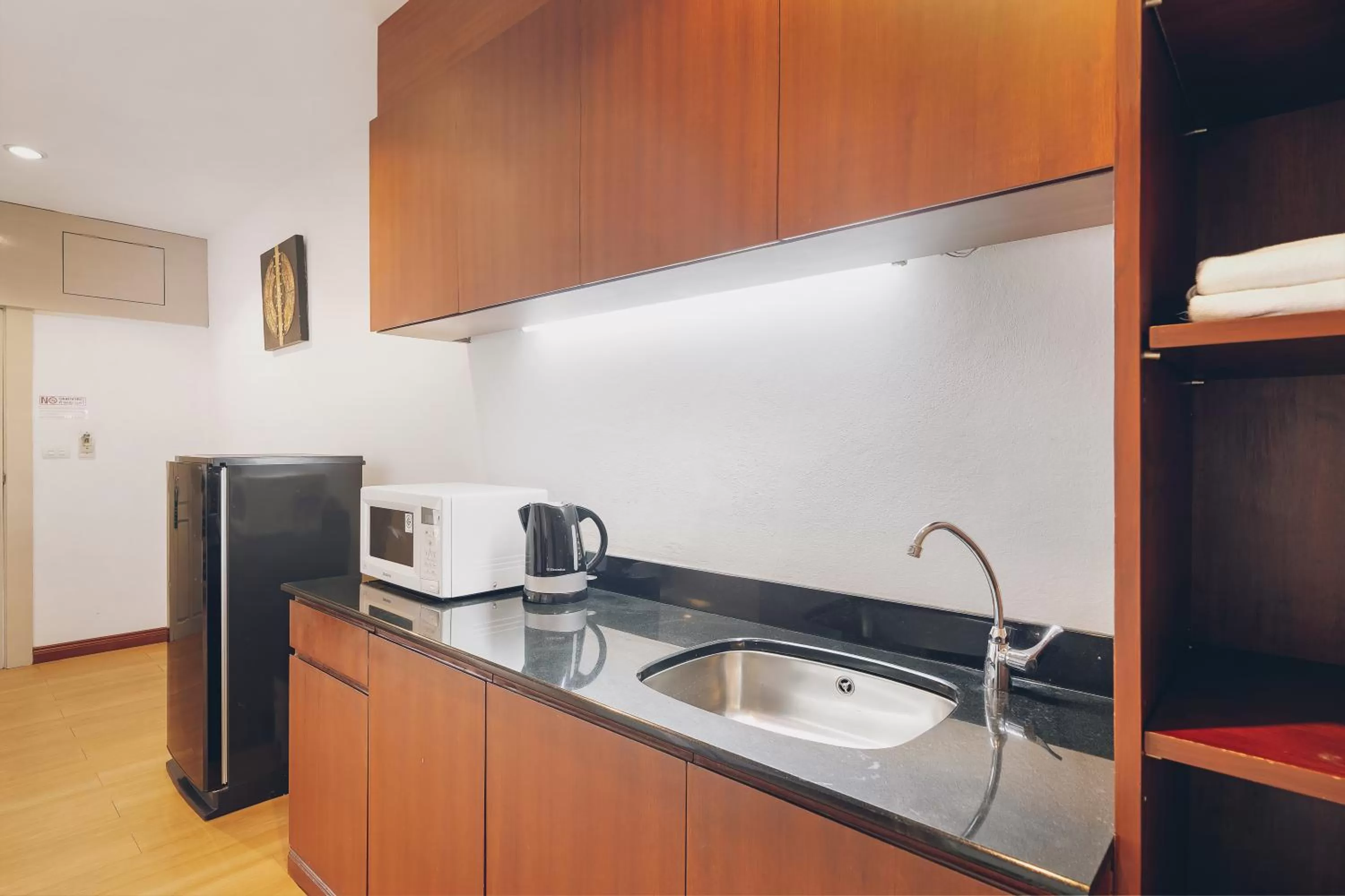 Kitchen or kitchenette, Kitchen/Kitchenette in The Dale Pattaya Boutique and Spa