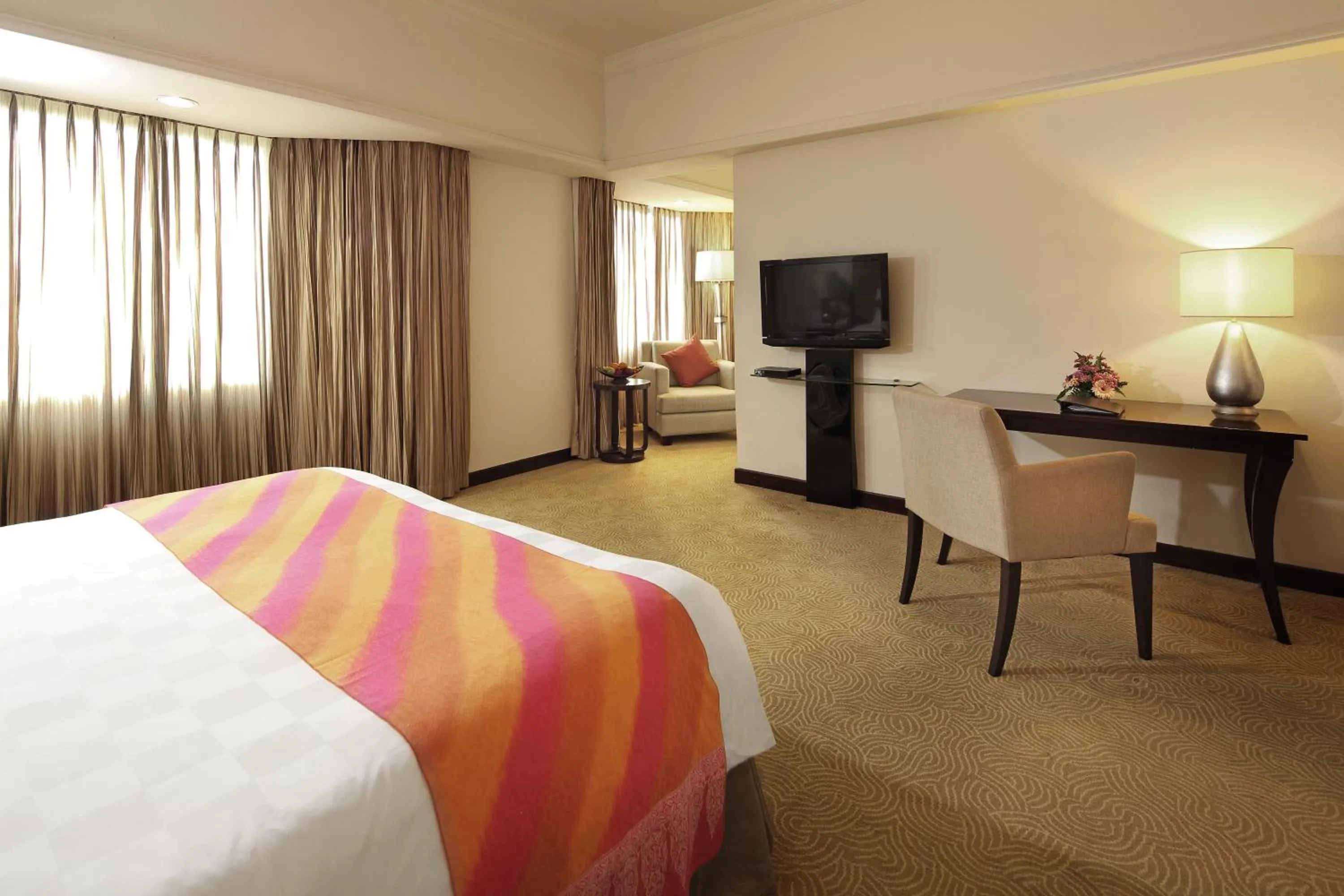 Photo of the whole room, Bed in Aryaduta Pekanbaru