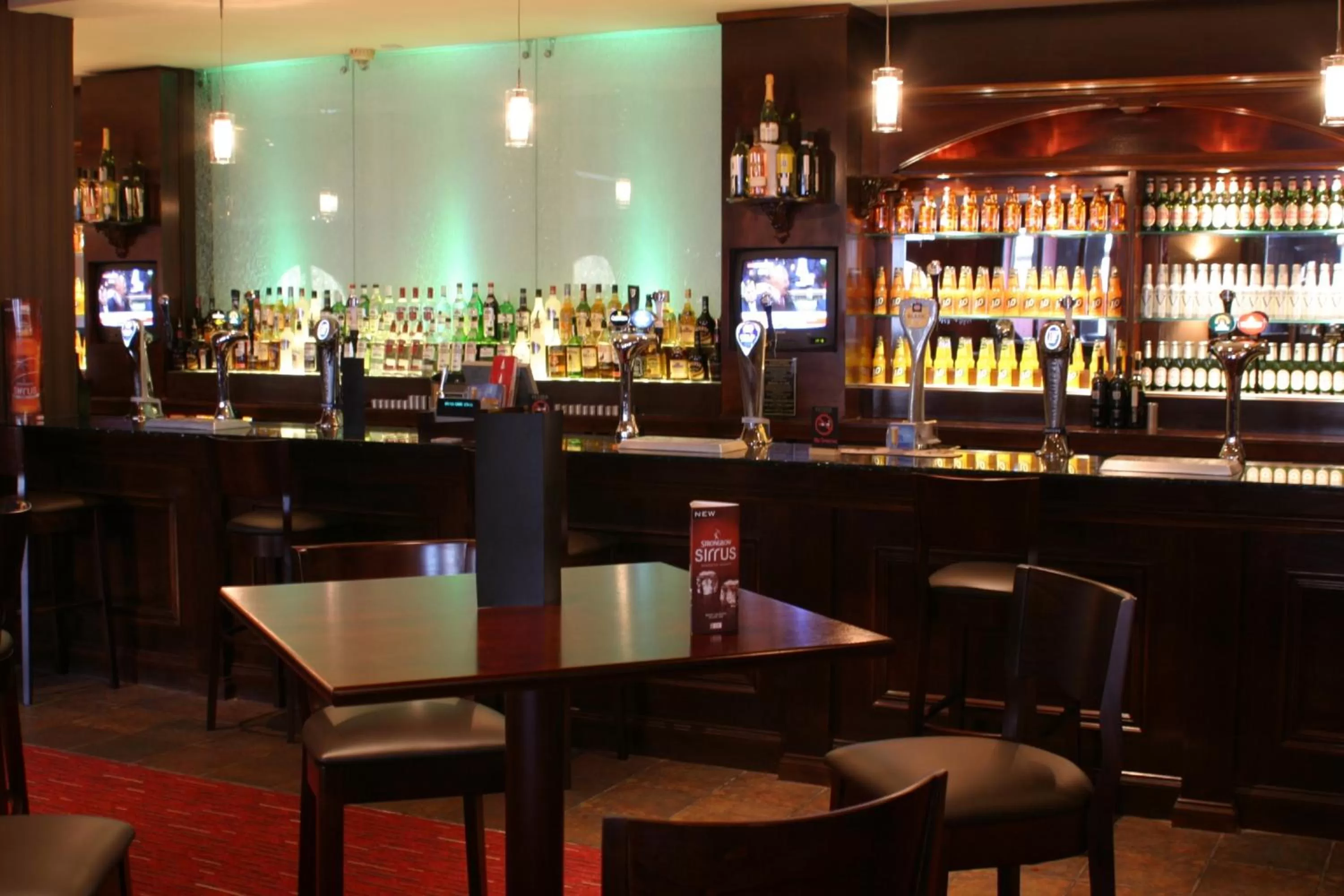 Lounge or bar in Holiday Inn Barnsley by IHG
