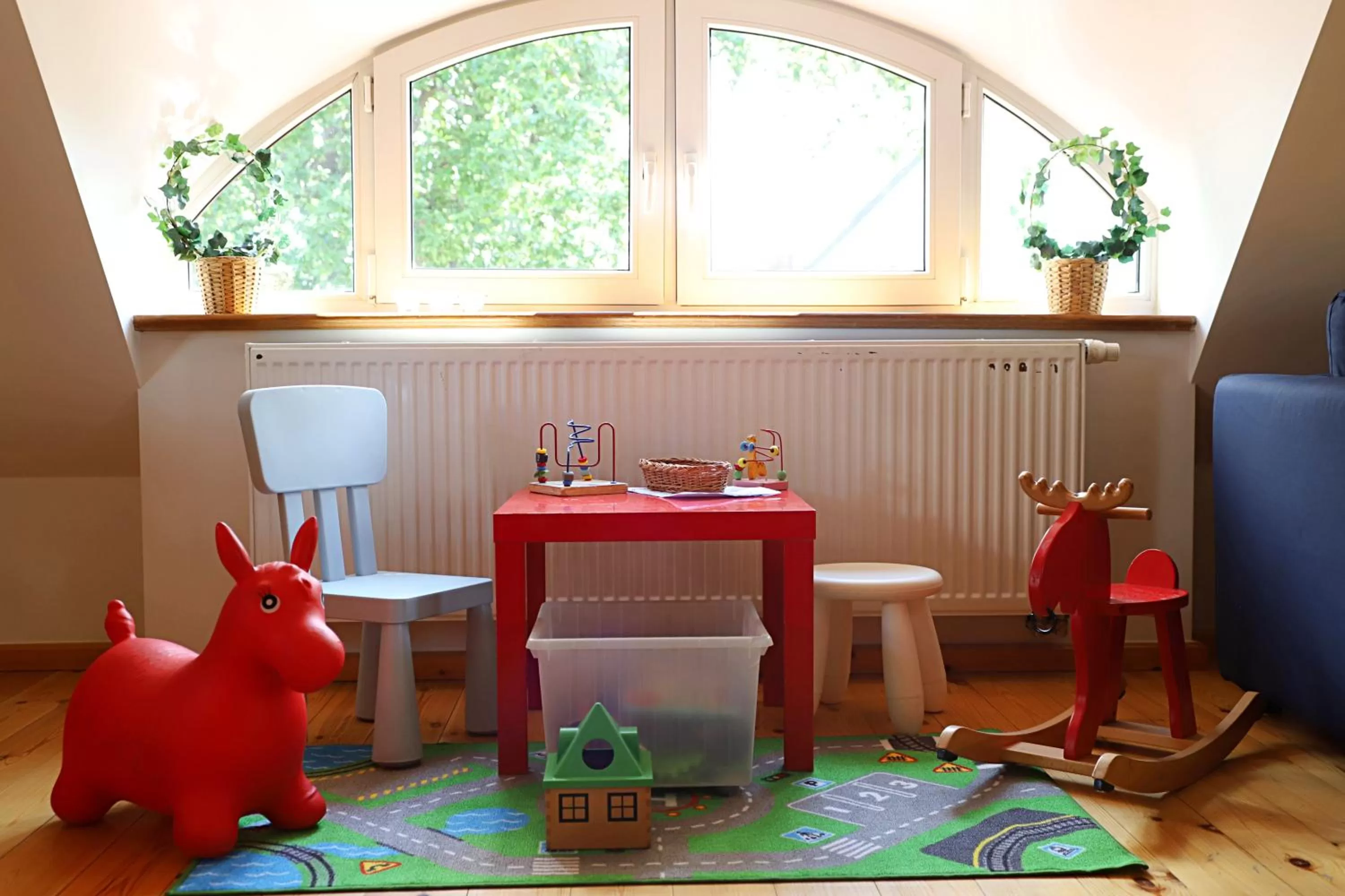 children in Hotel i Restauracja "Pod Orłem"