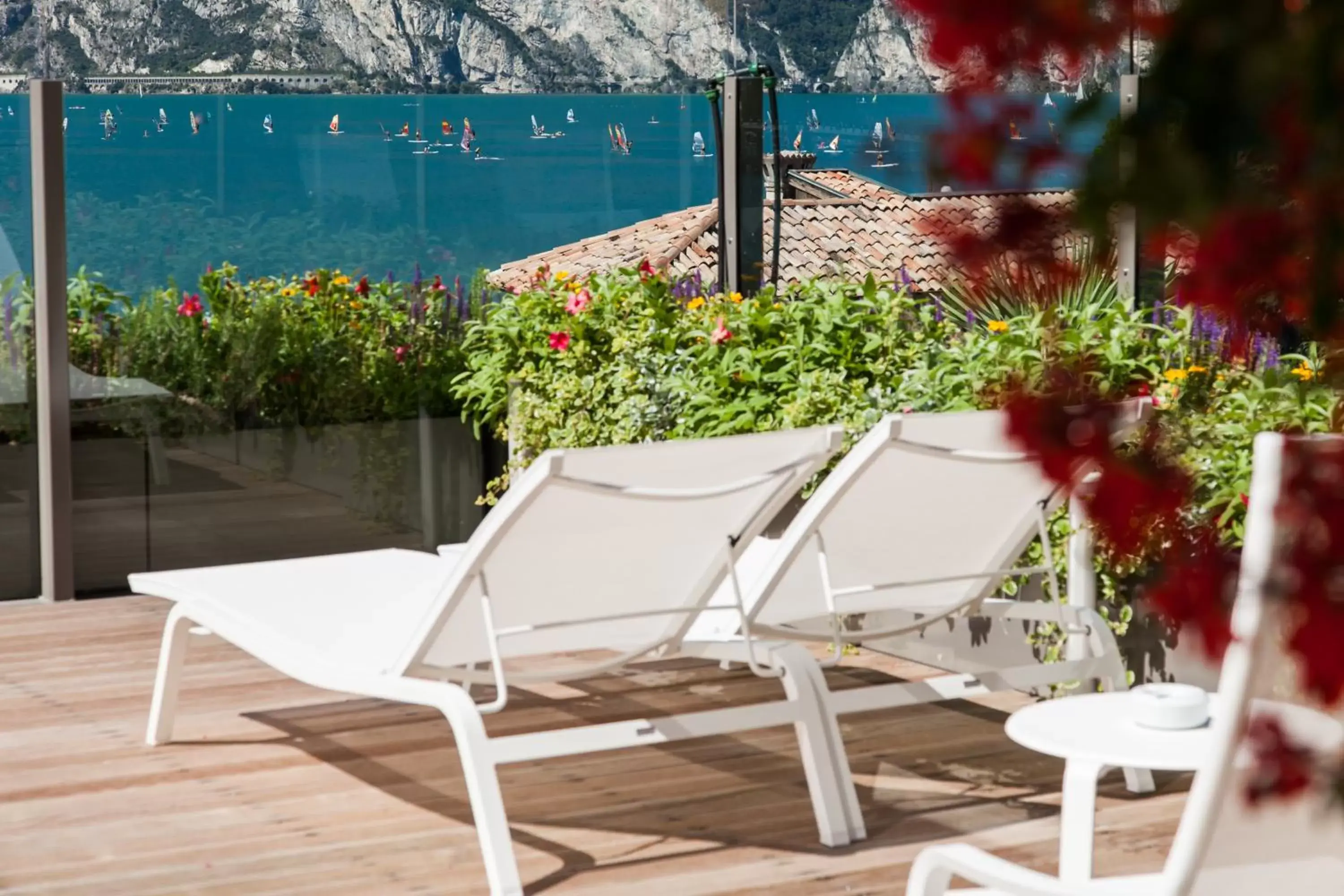 Natural landscape, Balcony/Terrace in Hotel Lago Di Garda