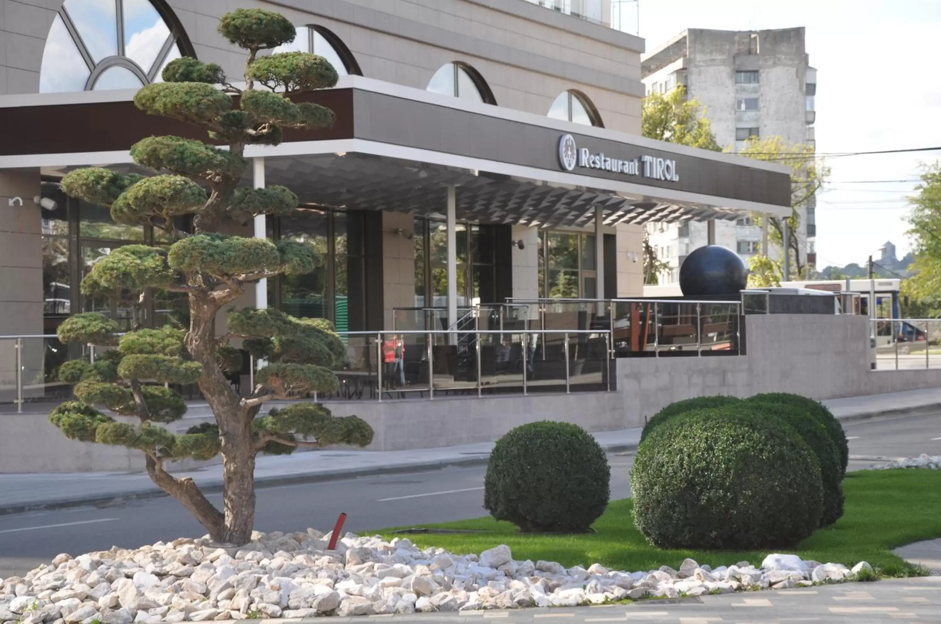 Facade/entrance, Property Building in Hotel International Iasi