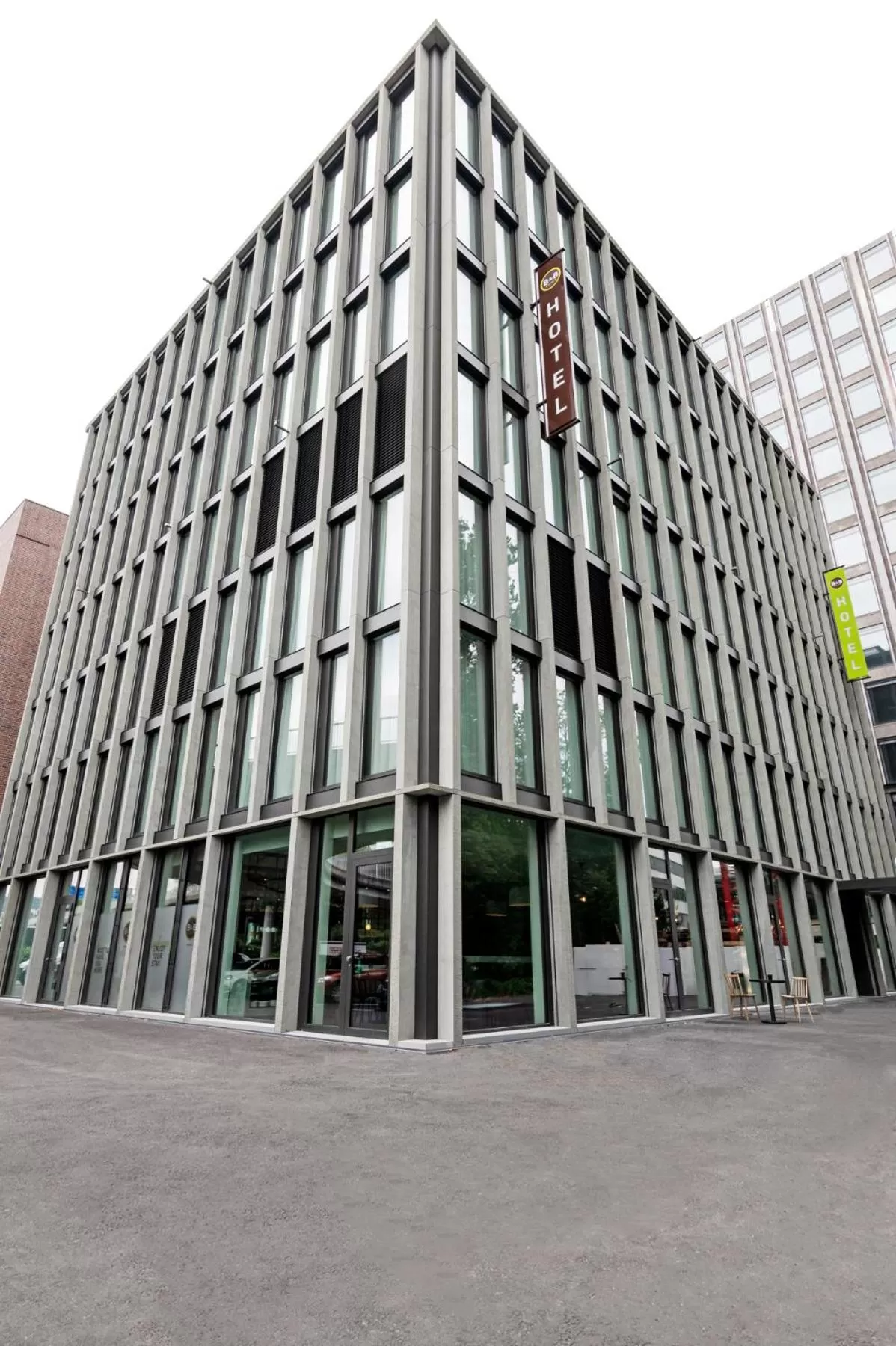 Property building in B&B HOTEL Zürich Wallisellen